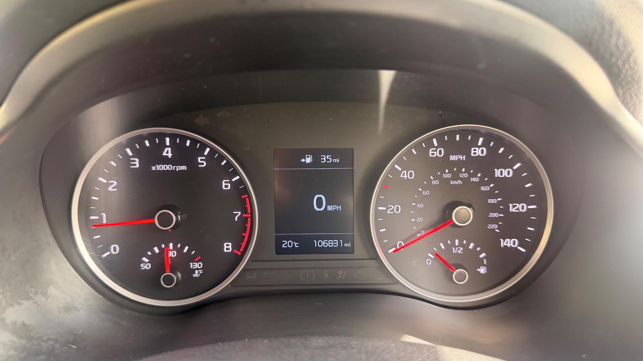 Kia Stonic view 50