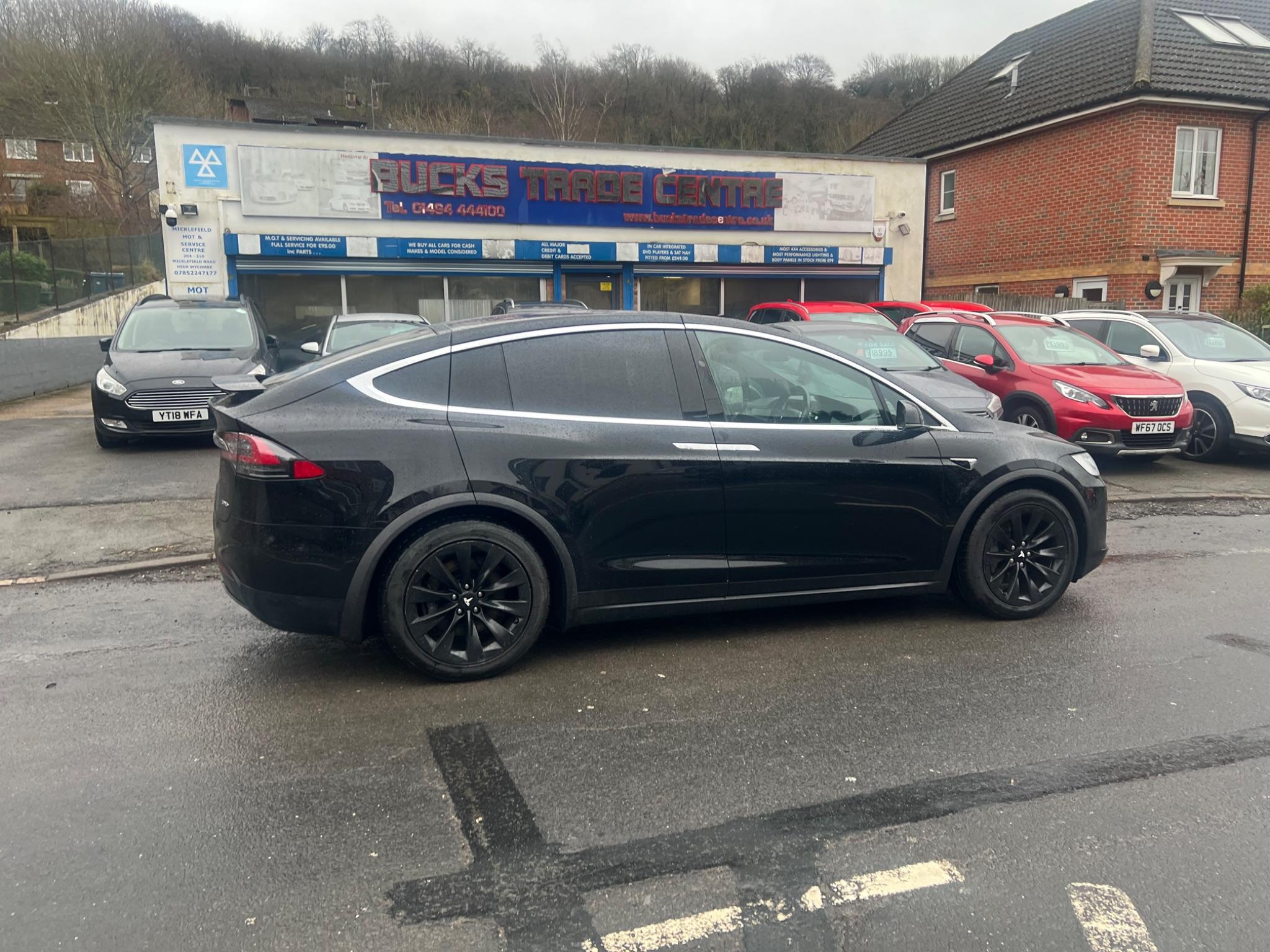 2017 Tesla Model X image 3