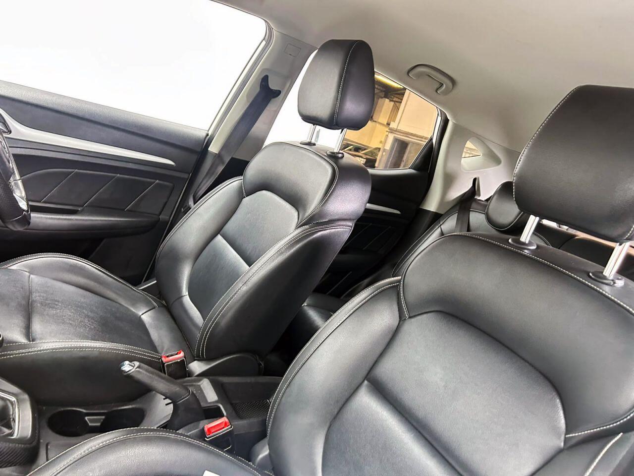 MG ZS view 13
