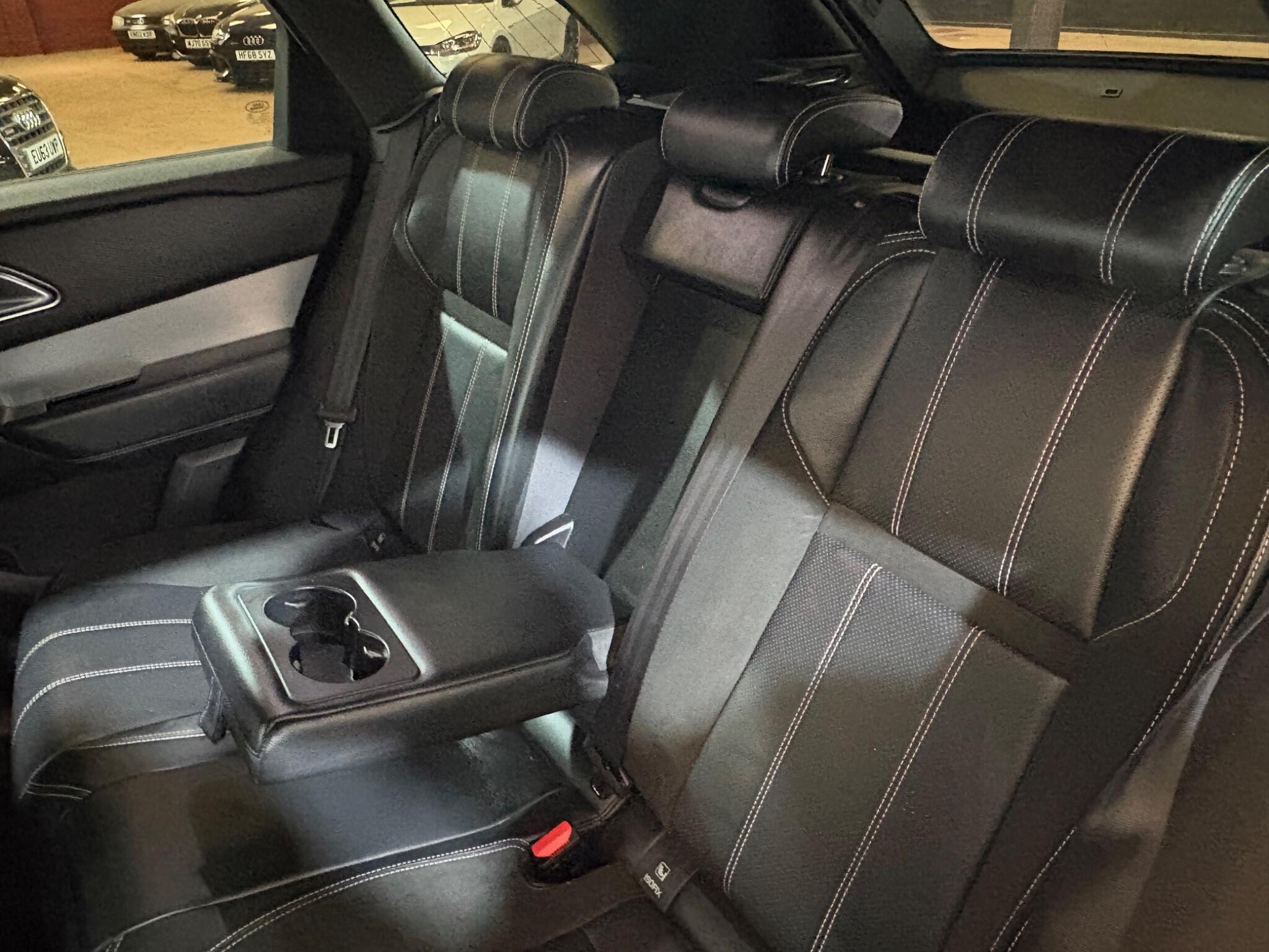 Land Rover Range Rover Velar view 46