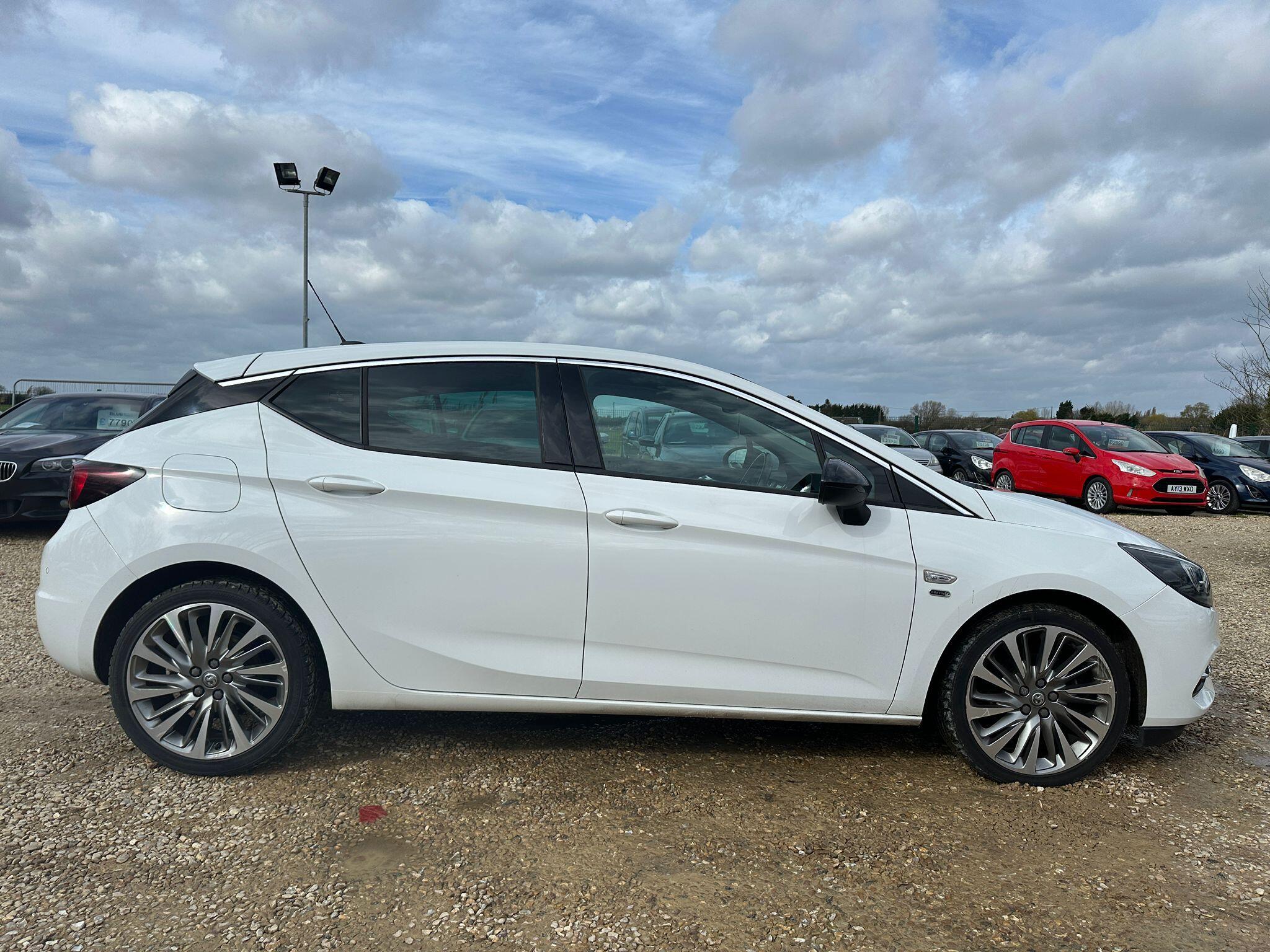 Vauxhall Astra view 5