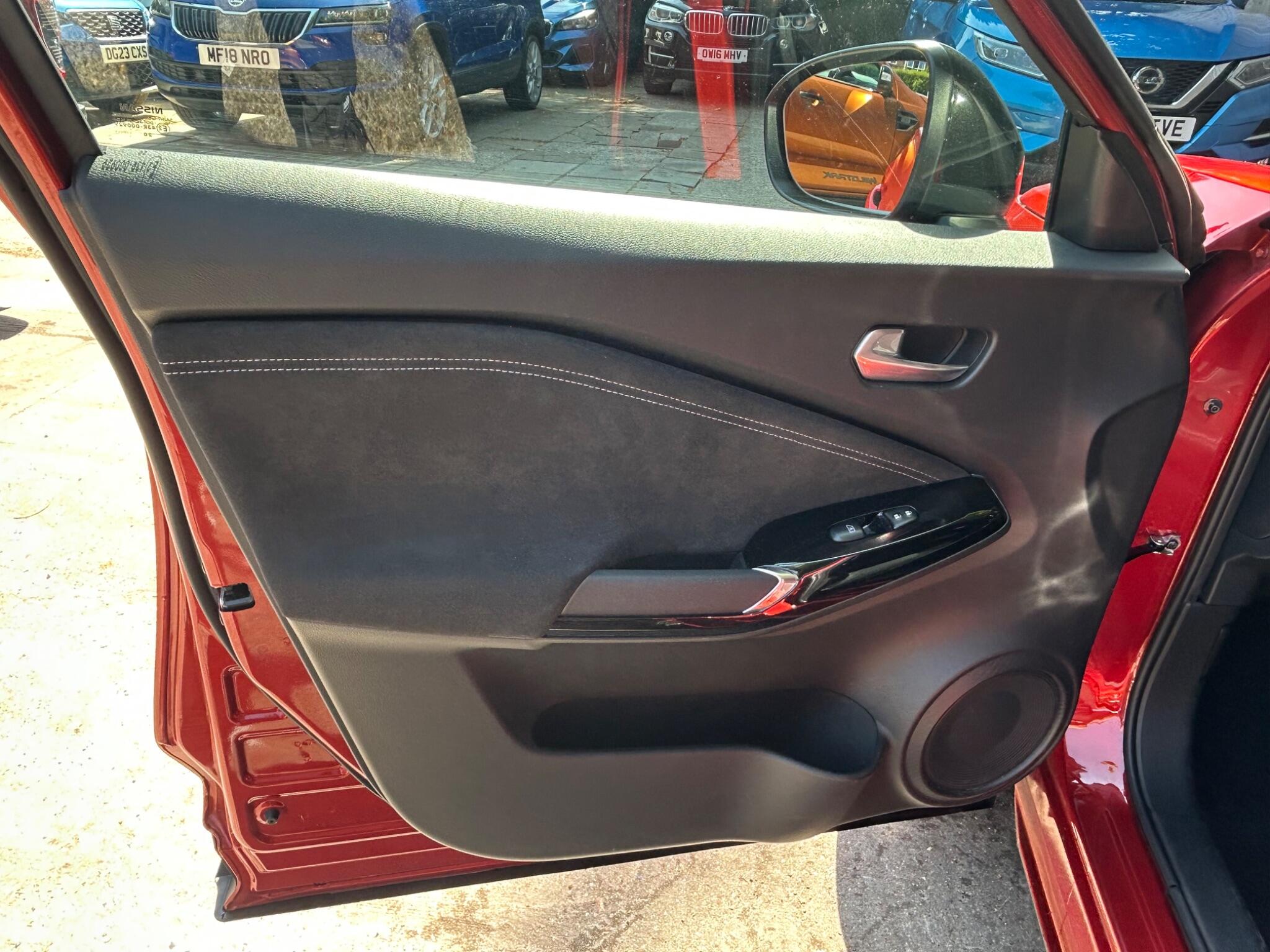 Nissan Juke view 30