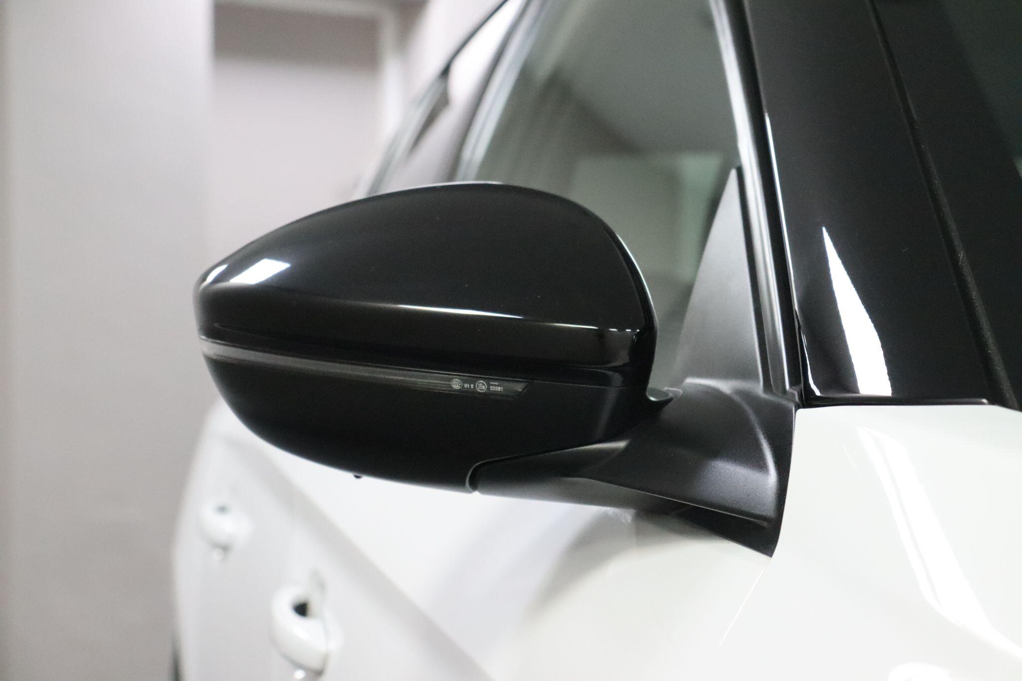 Vauxhall Corsa view 33