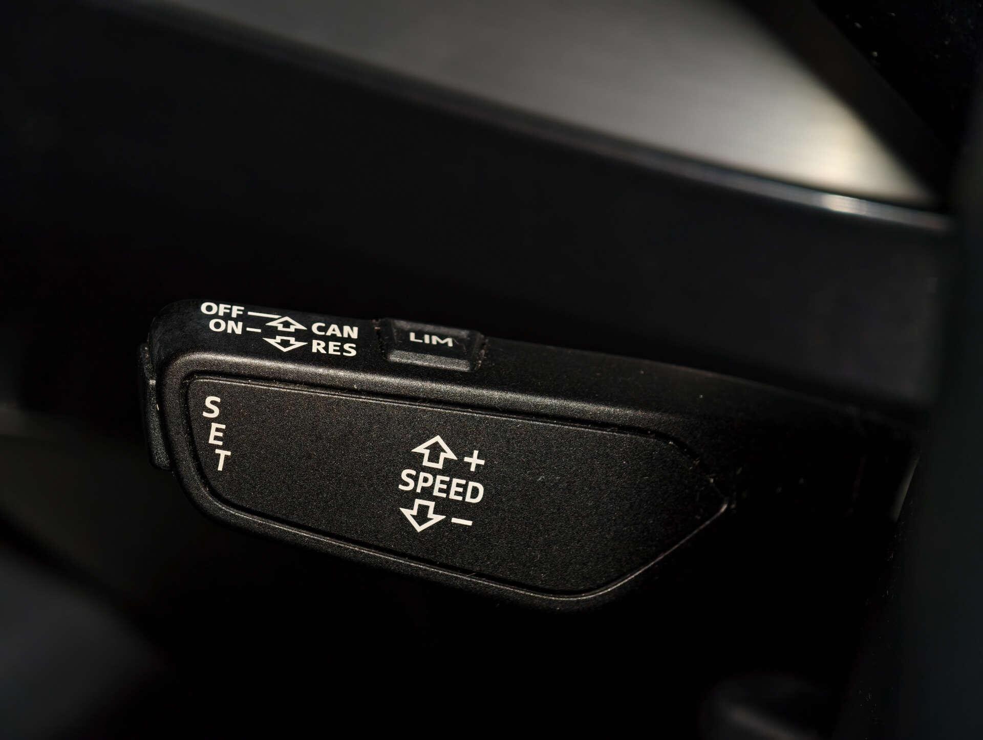 Audi Q7 view 31