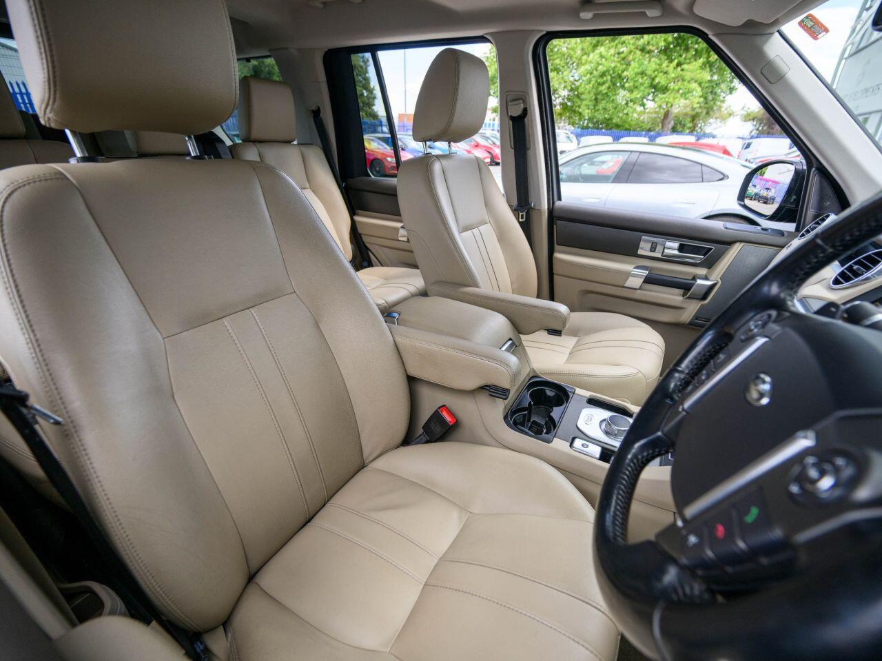 Land Rover Discovery view 14