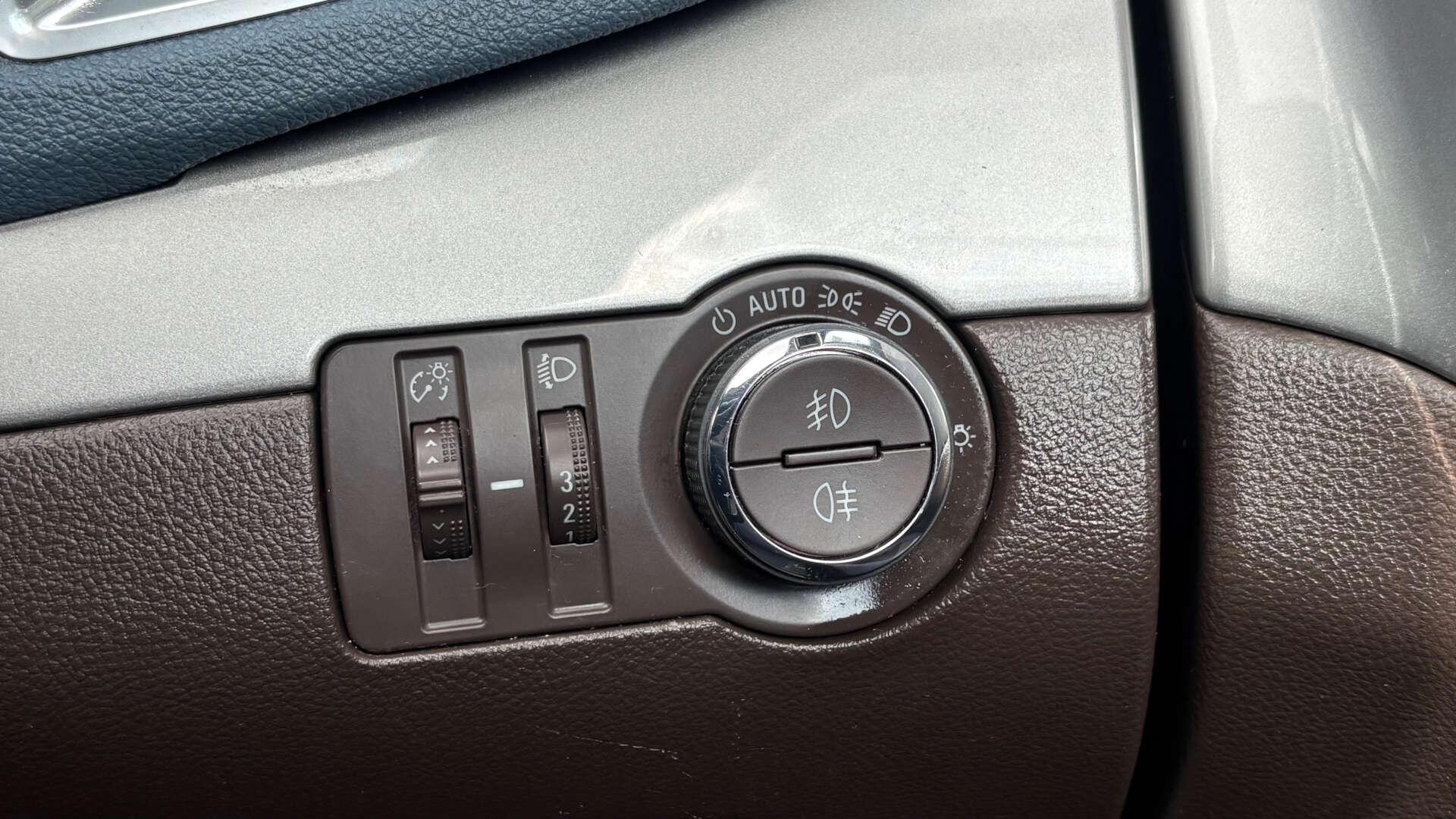 Vauxhall Mokka view 21