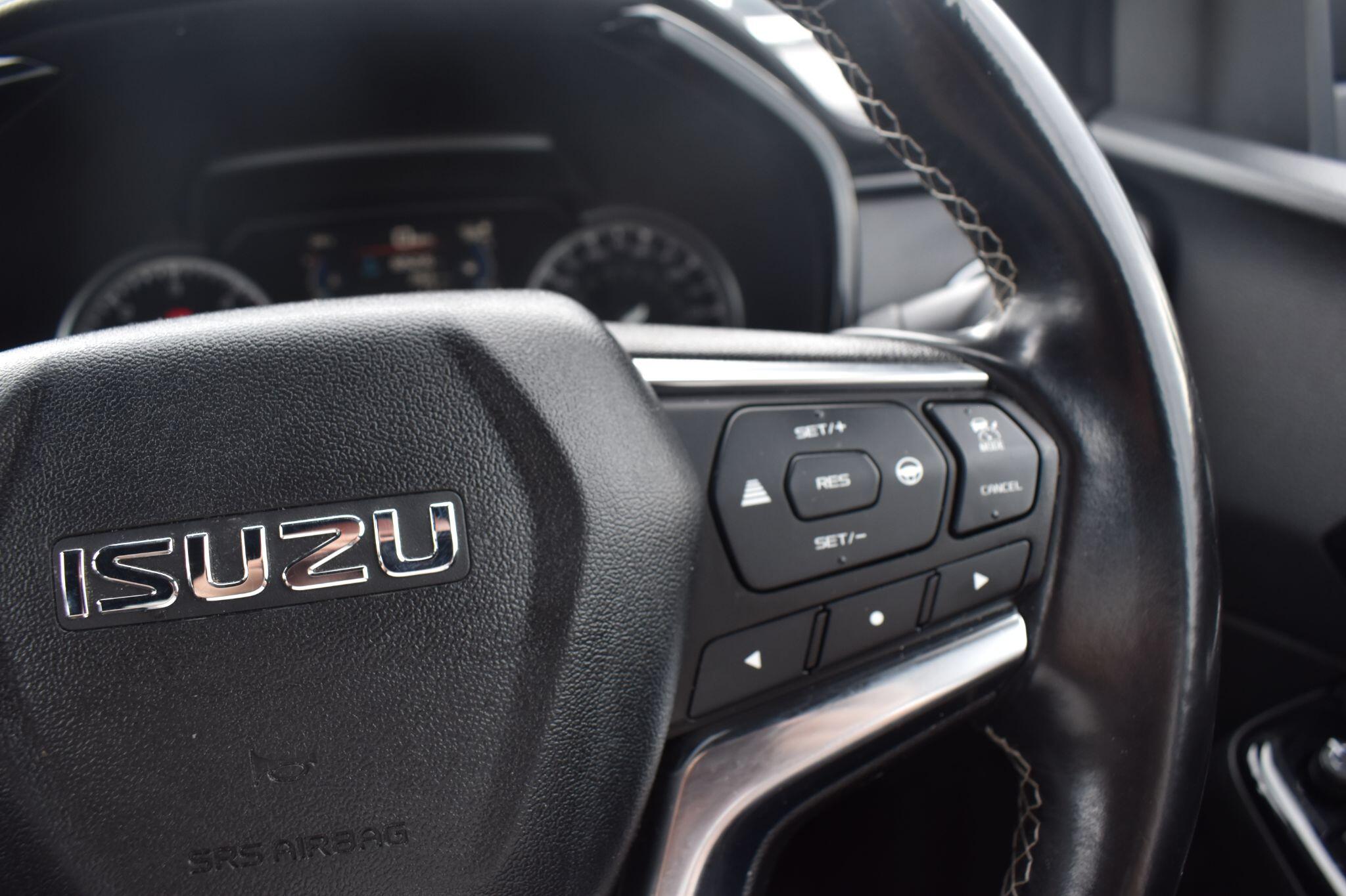 D-Max - 1.9 TD V-Cross Auto 4WD Euro 6 (s/s) 4dr - Image 21