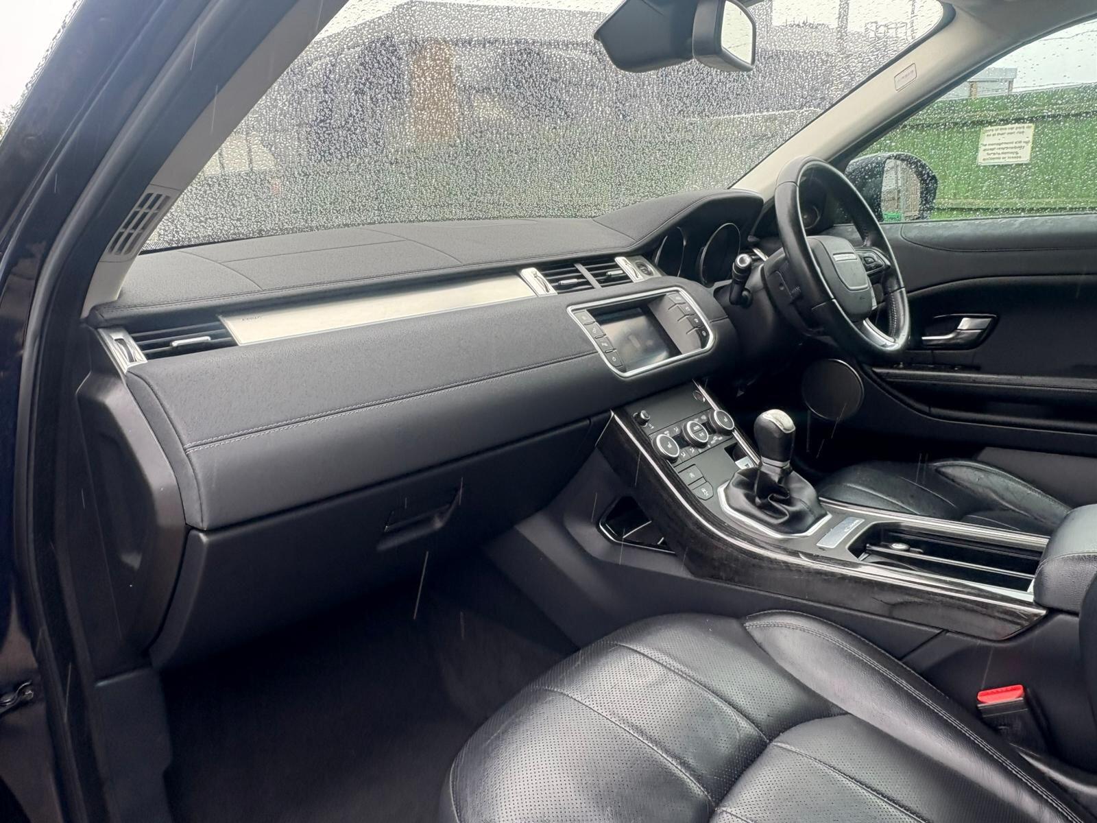 Land Rover Range Rover Evoque view 20