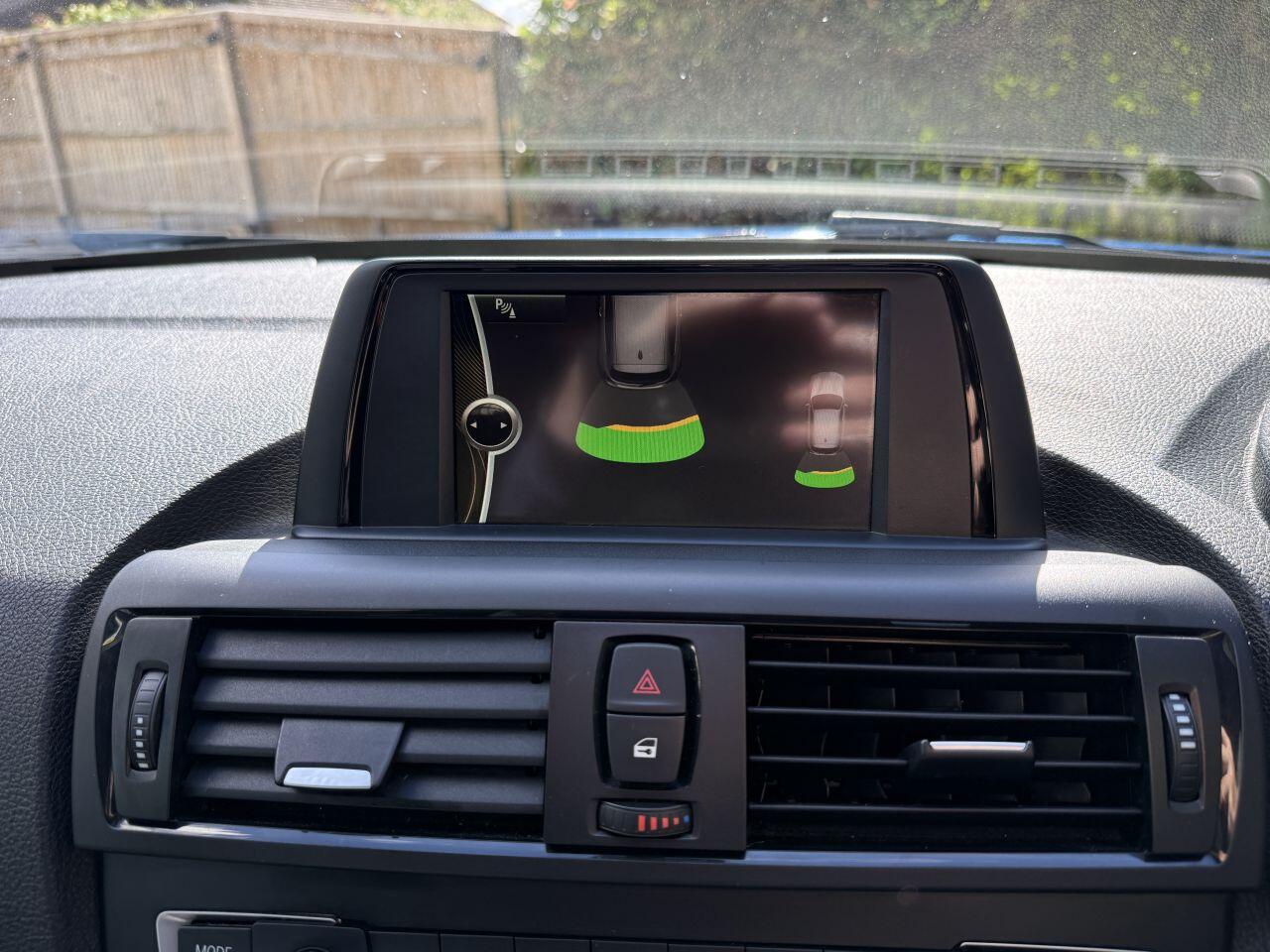 BMW 1 Series view 13