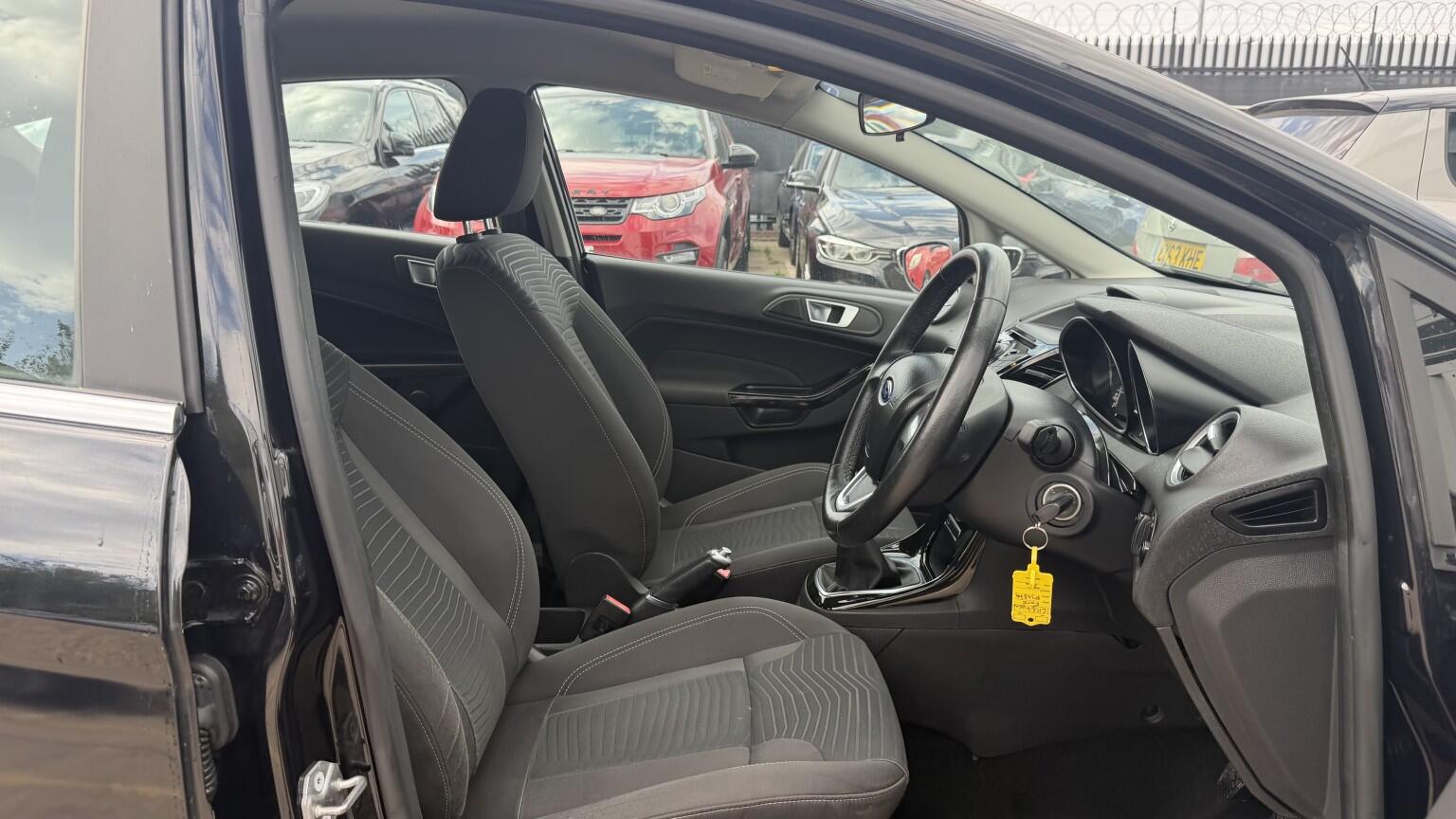Ford Fiesta view 26