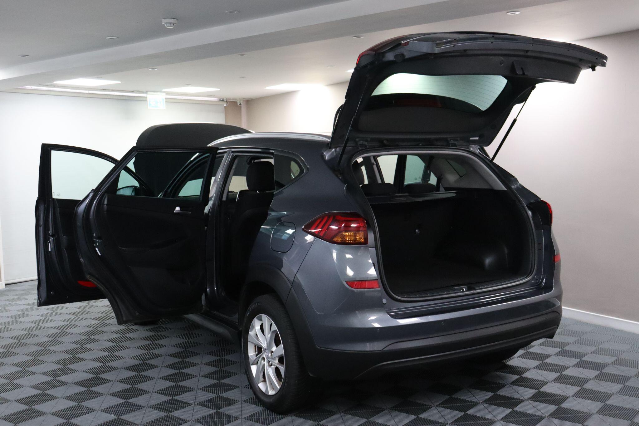 Hyundai Tucson view 20