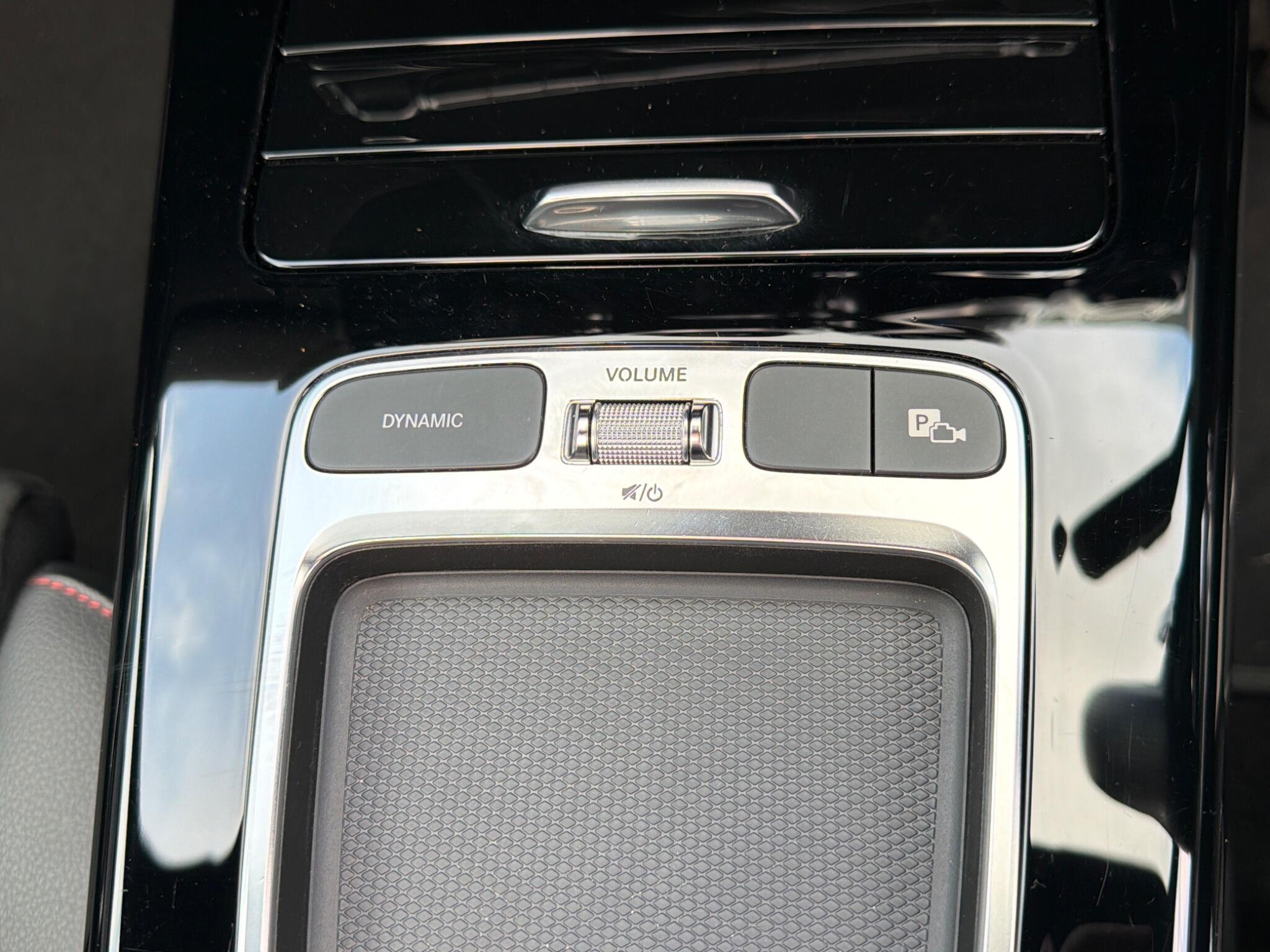 Mercedes-Benz A-Class view 25