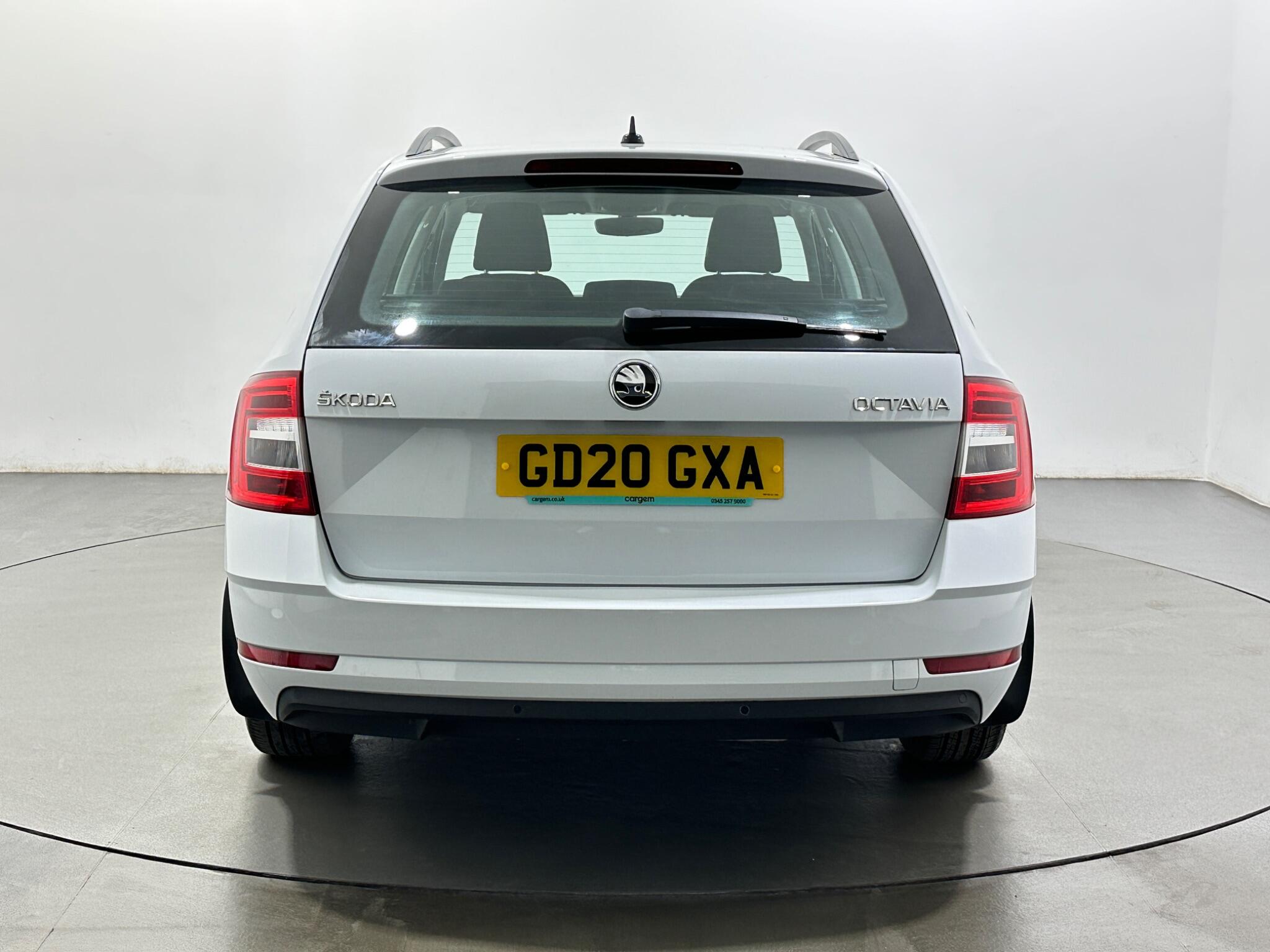 Skoda Octavia view 7