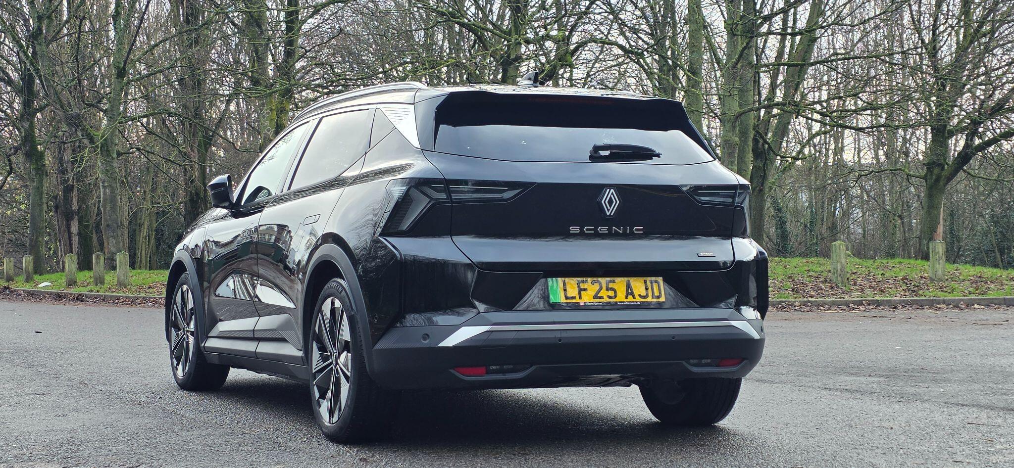 2025 Renault Scenic E-Tech long range 87kWh techno Auto 5dr (22kW Charger) • 186 miles image 6