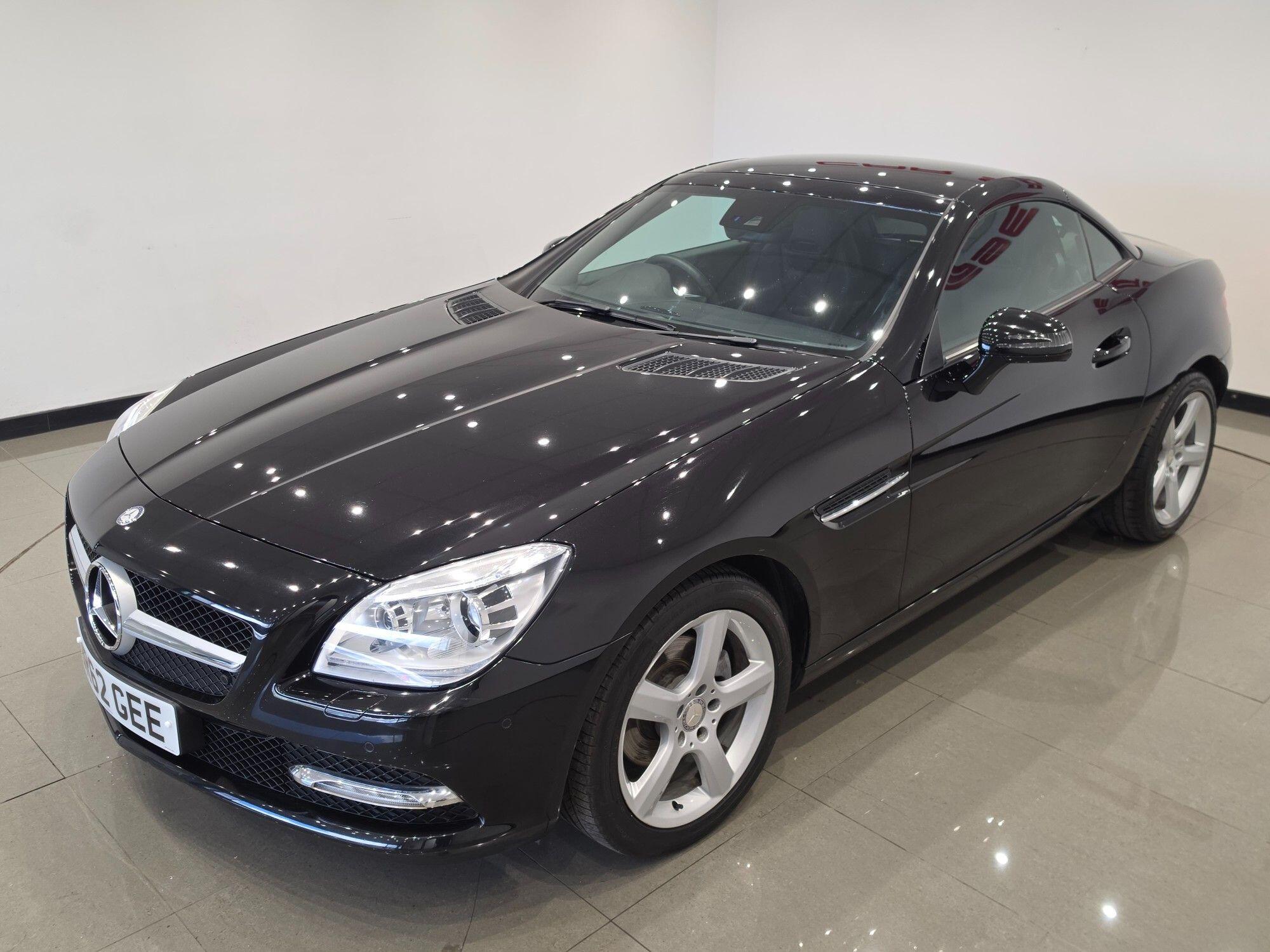 Mercedes-Benz SLK view 4