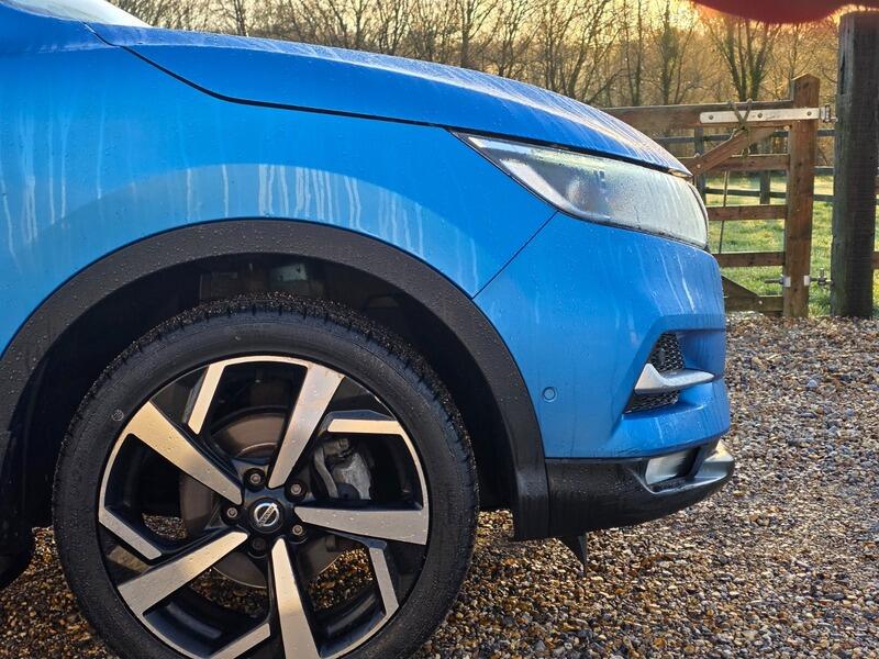 2017 Nissan Qashqai 1.2 DIG-T Tekna 2WD Euro 6 (s/s) 5dr • 58,000 miles image 3