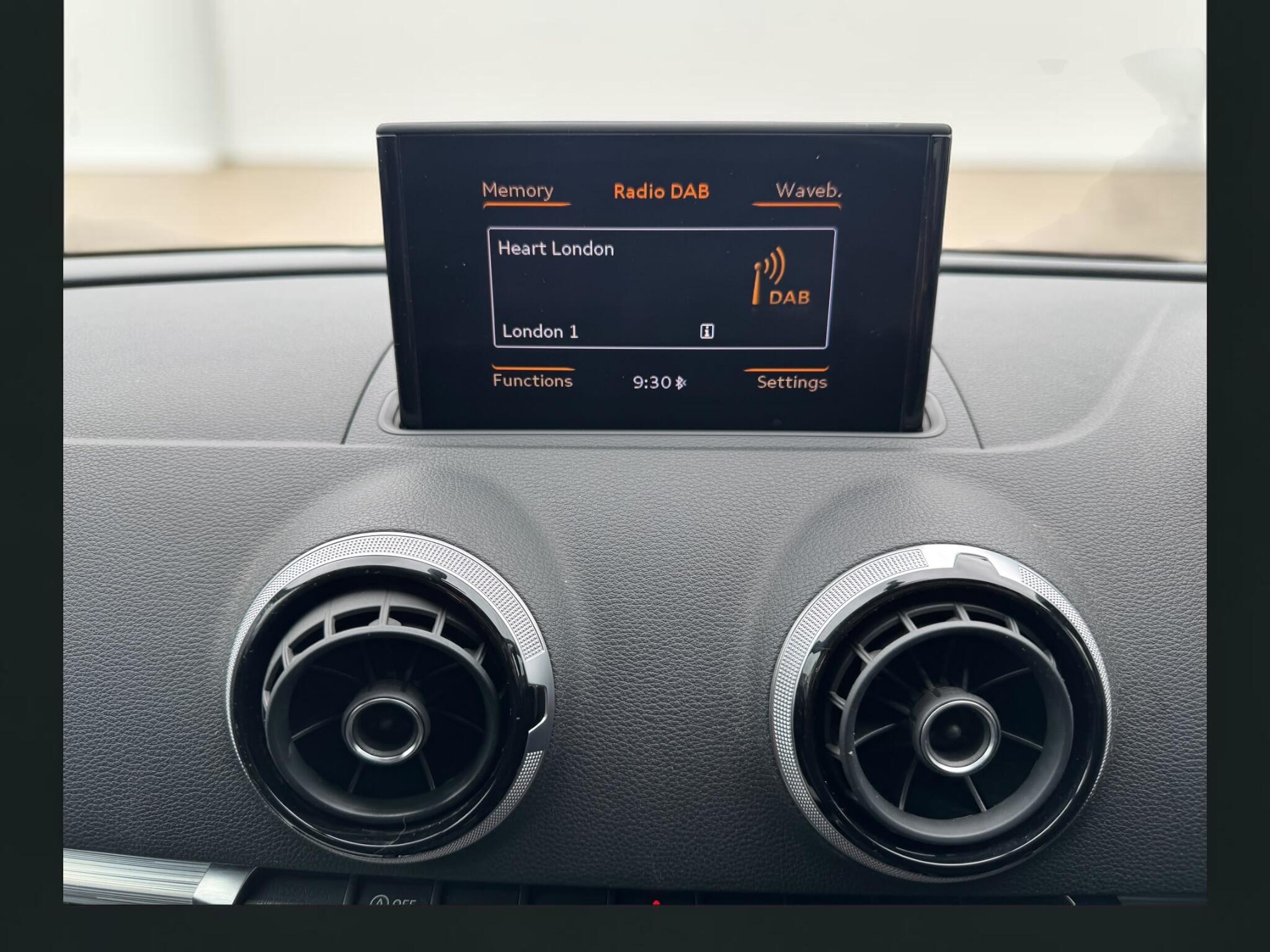 Audi A3 view 4
