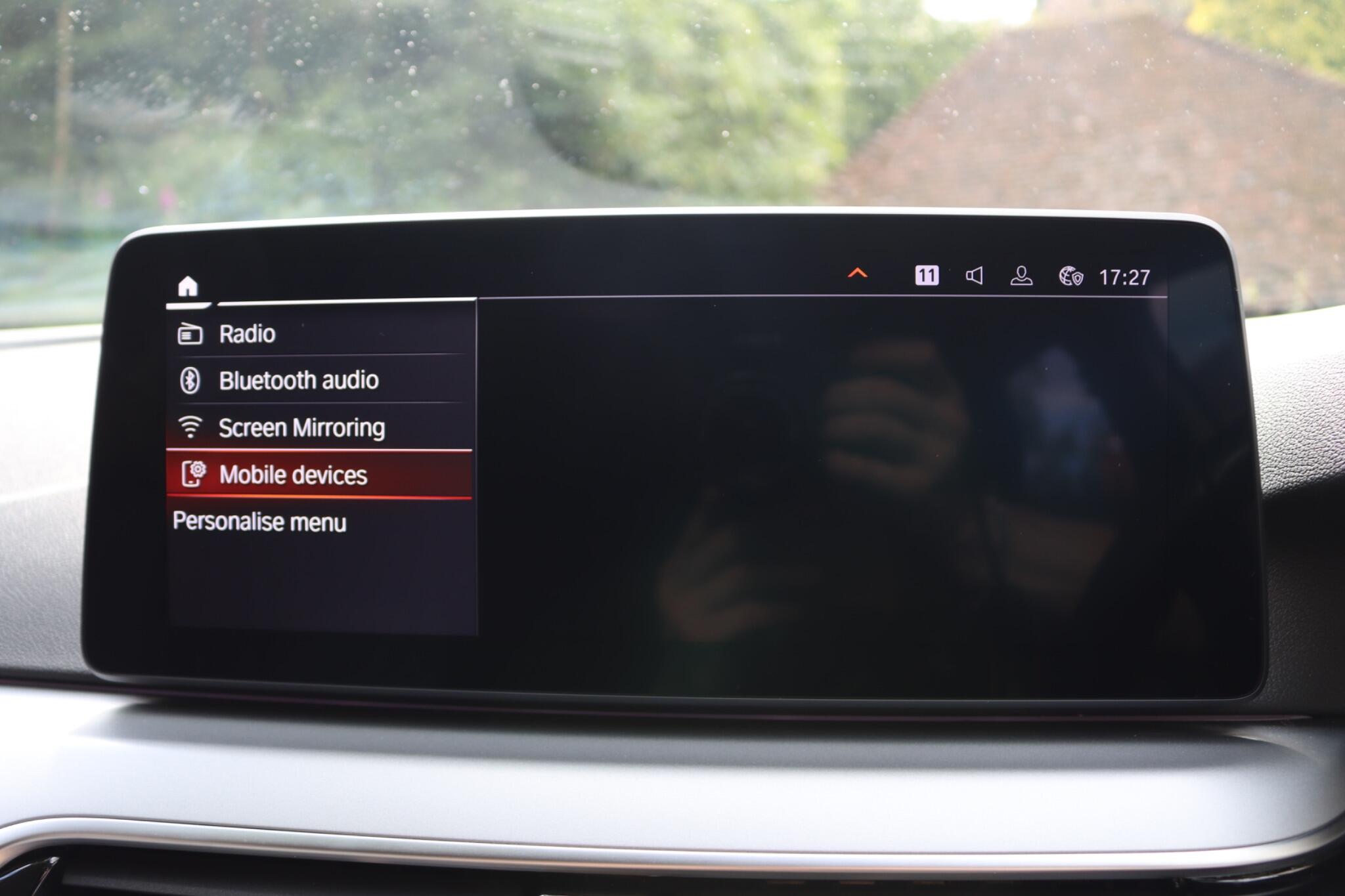 BMW 5 Series view 27