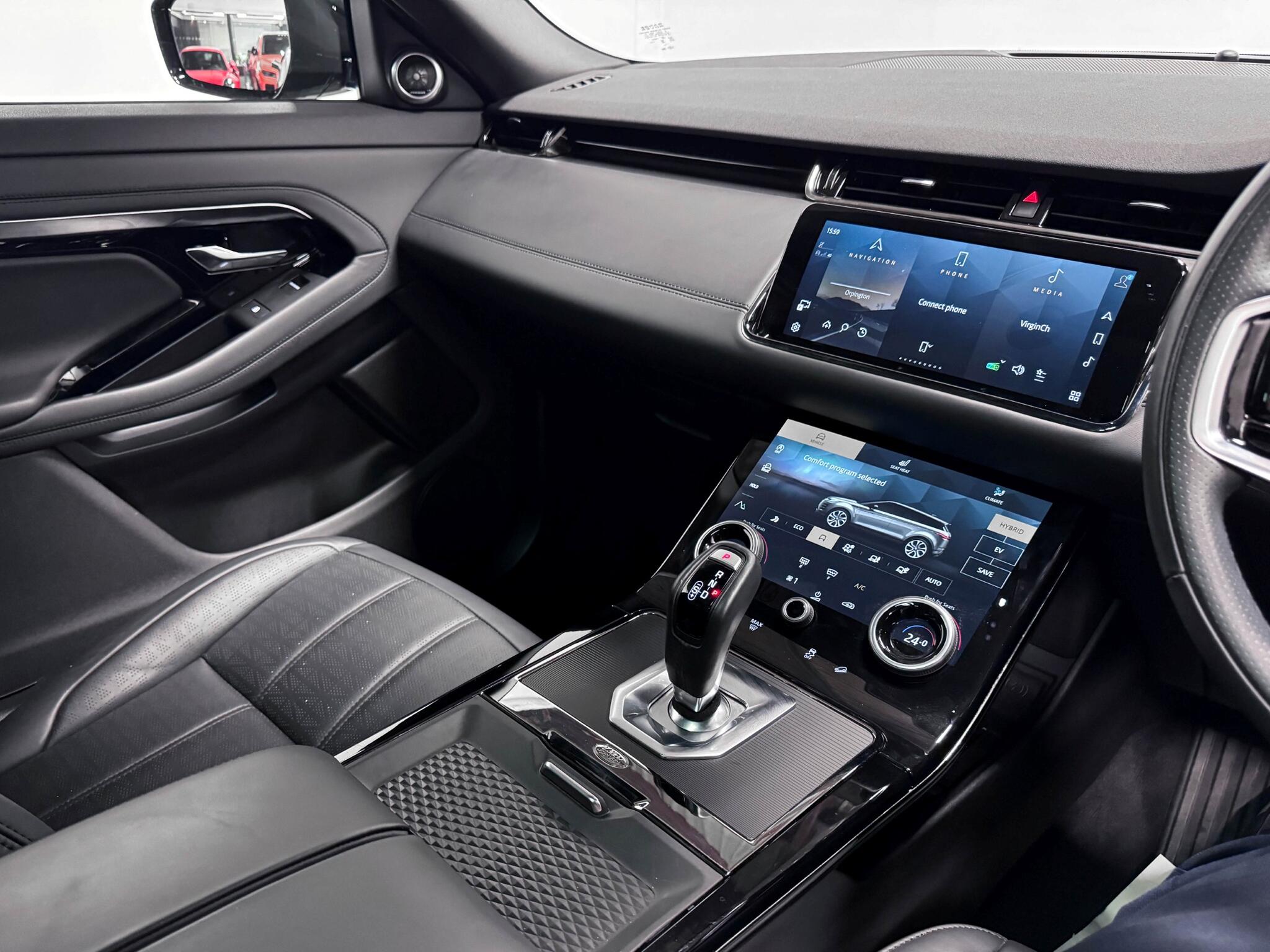 Land Rover Range Rover Evoque view 33