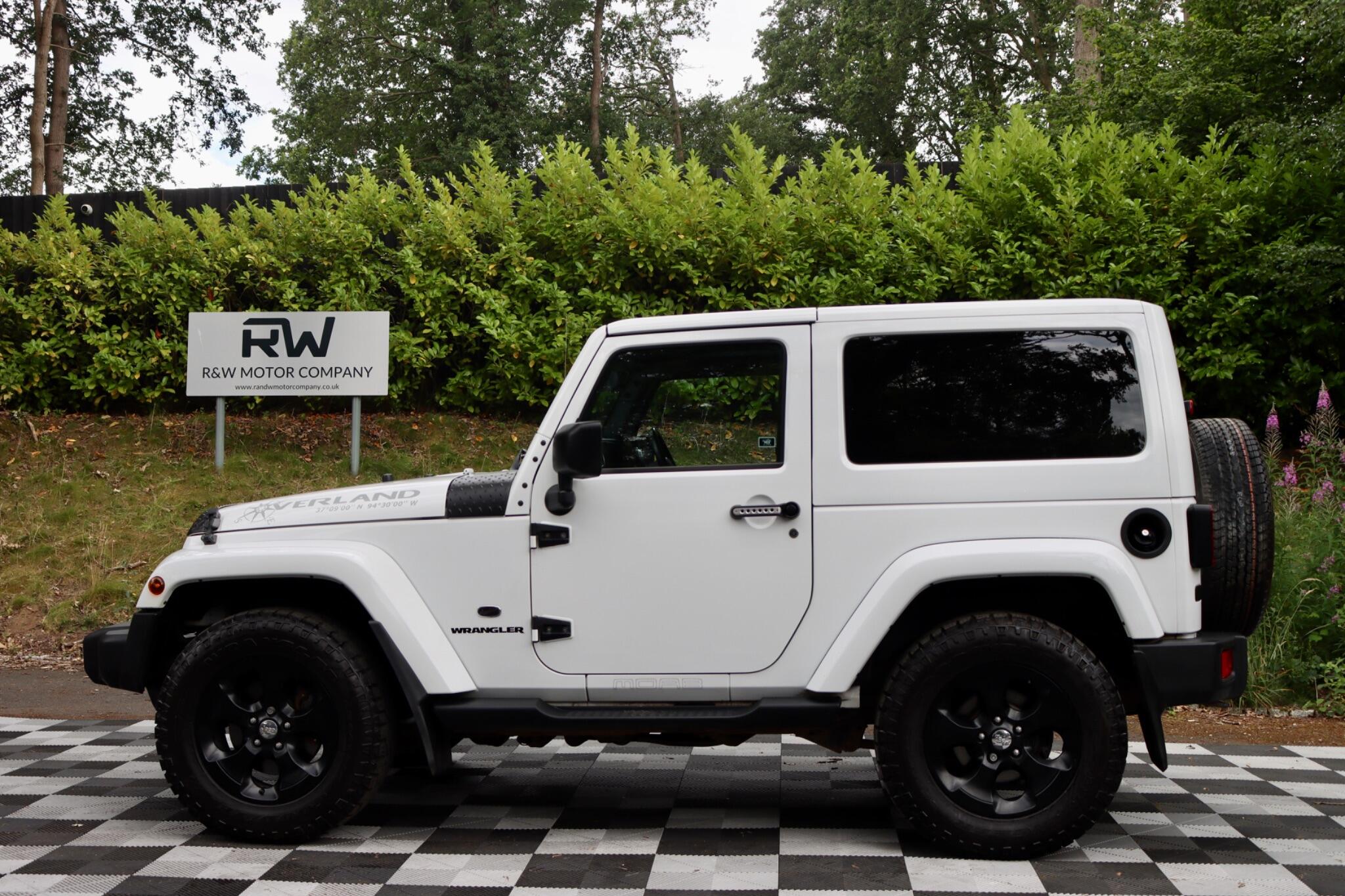 2012 Jeep Wrangler in White for sale