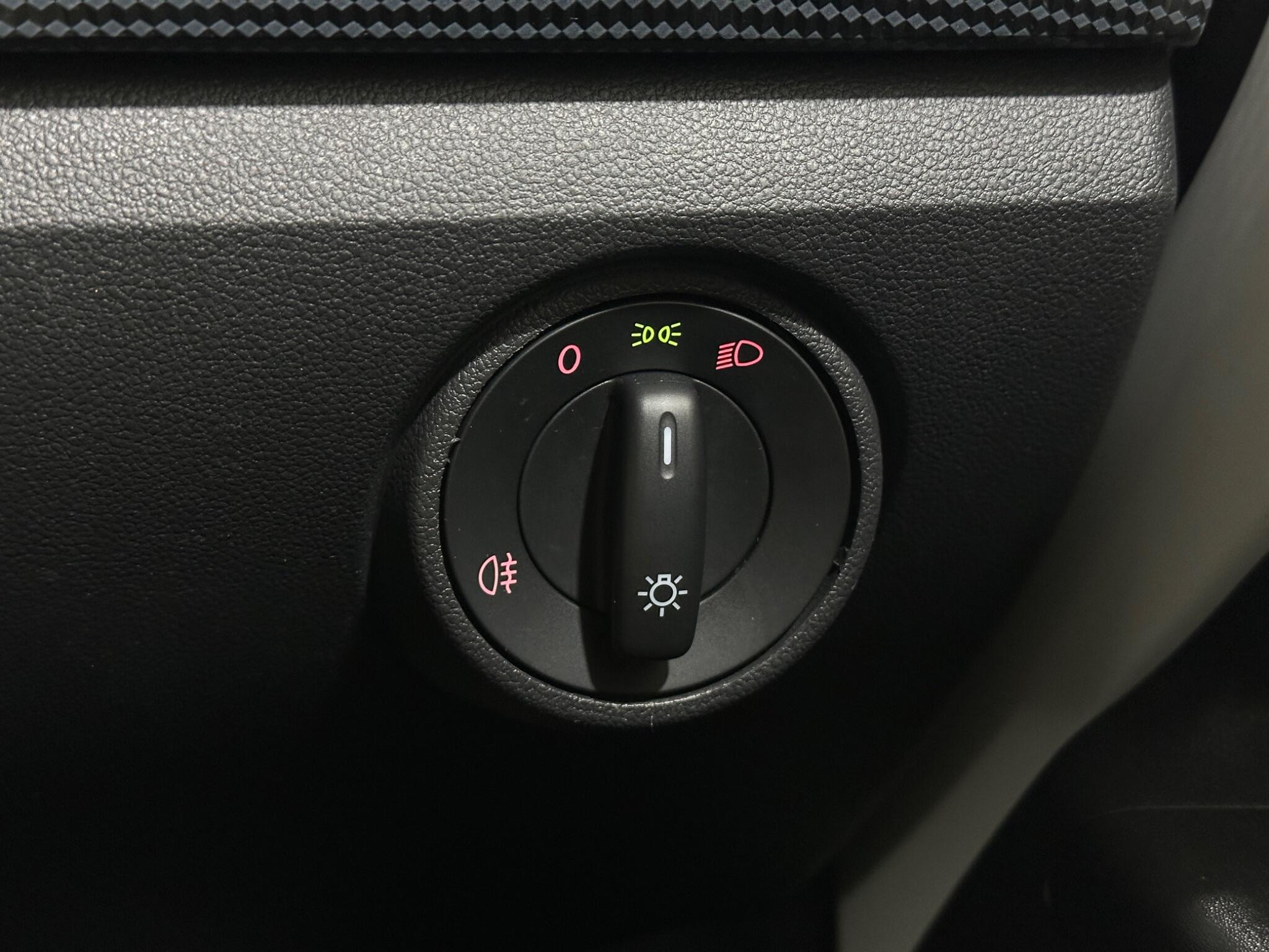 Volkswagen Up! view 15