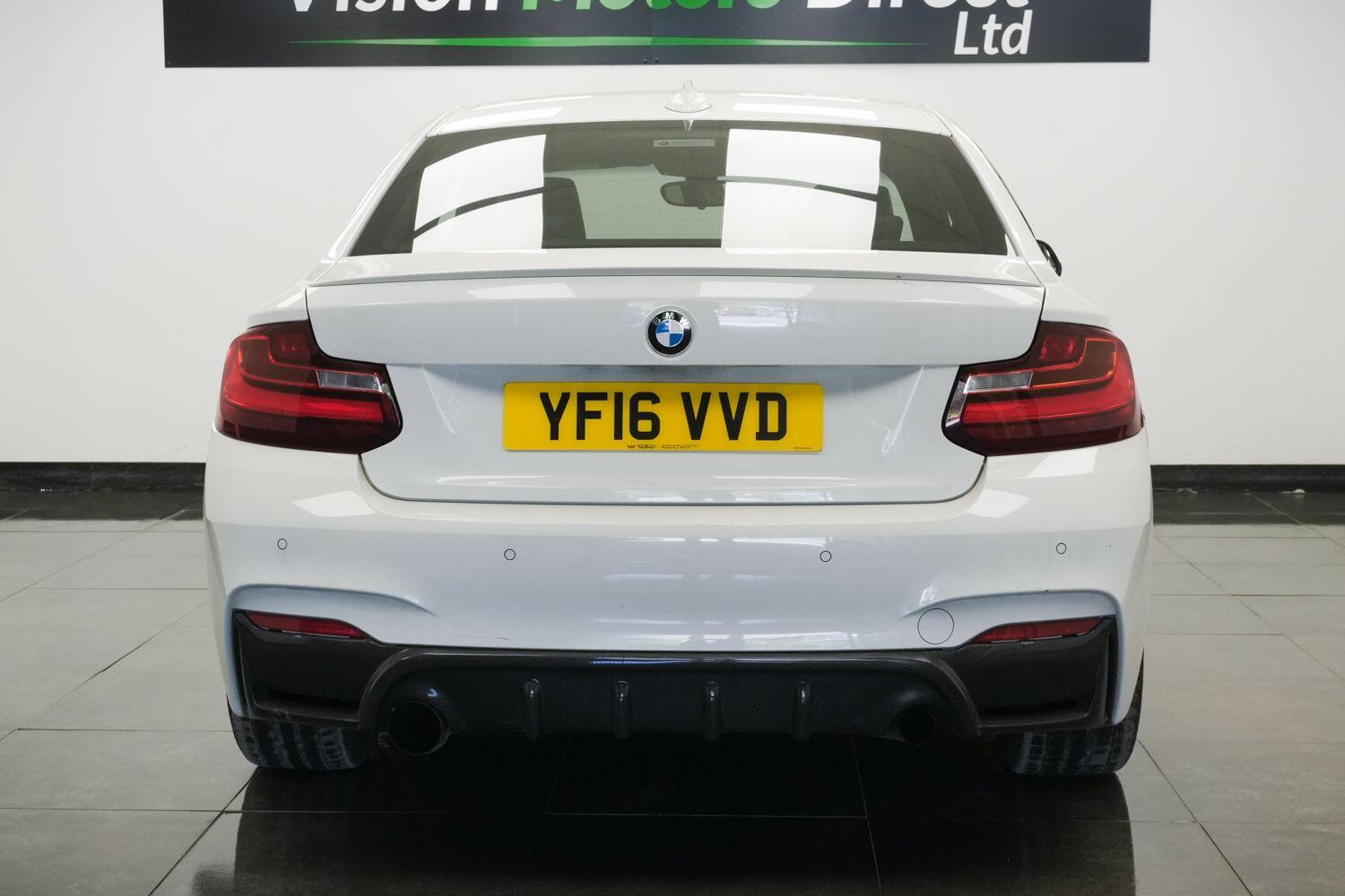 BMW 2 Series view 3