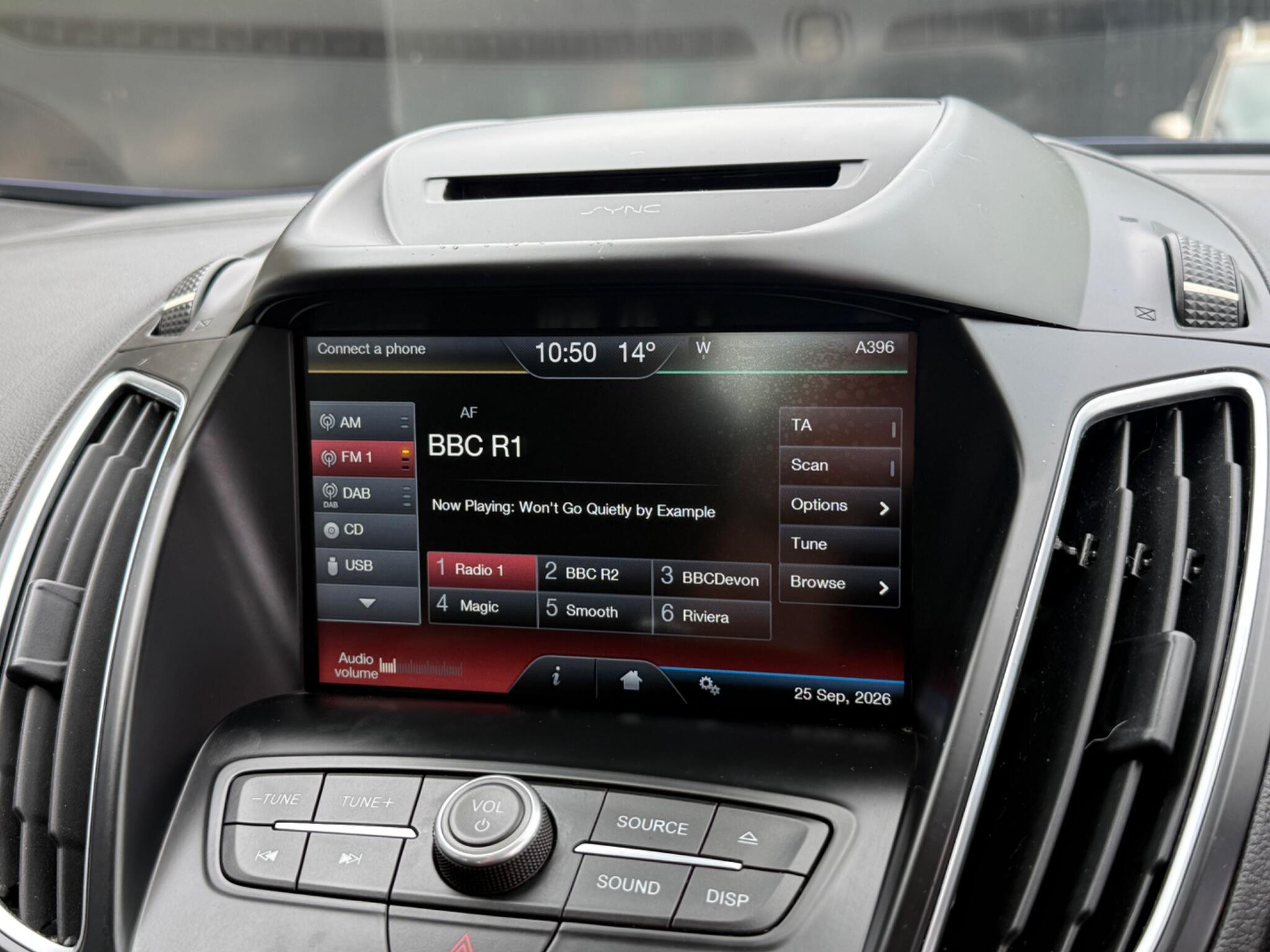 Ford Grand C-Max view 32