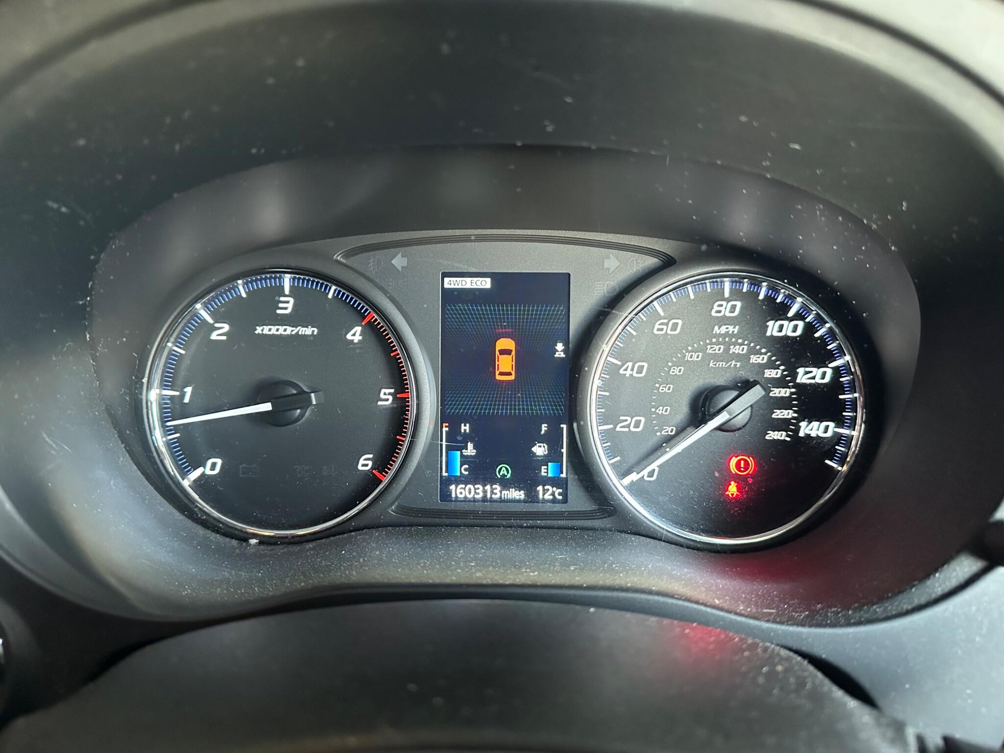 Mitsubishi Outlander view 28