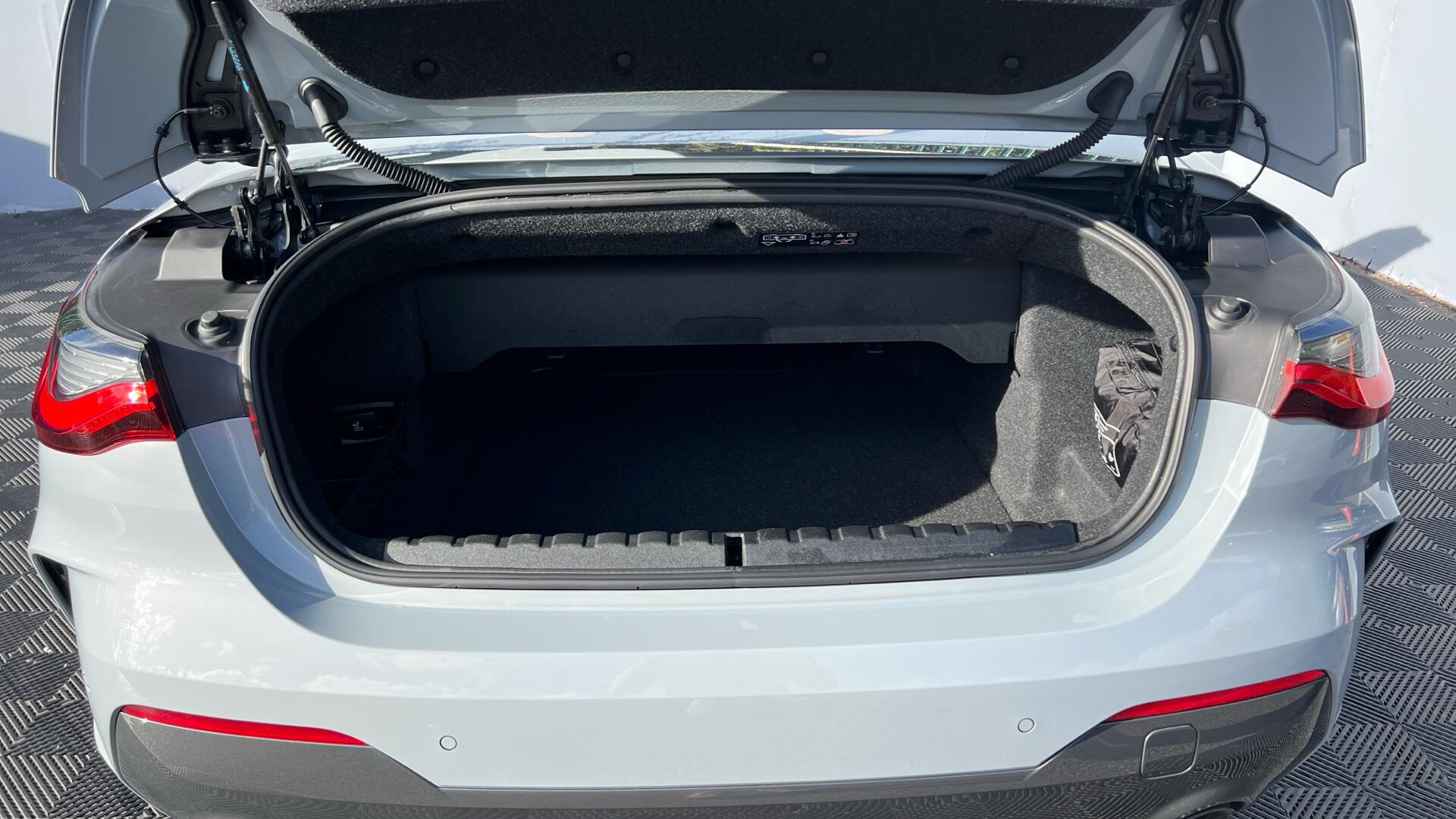 BMW 4 Series view 13