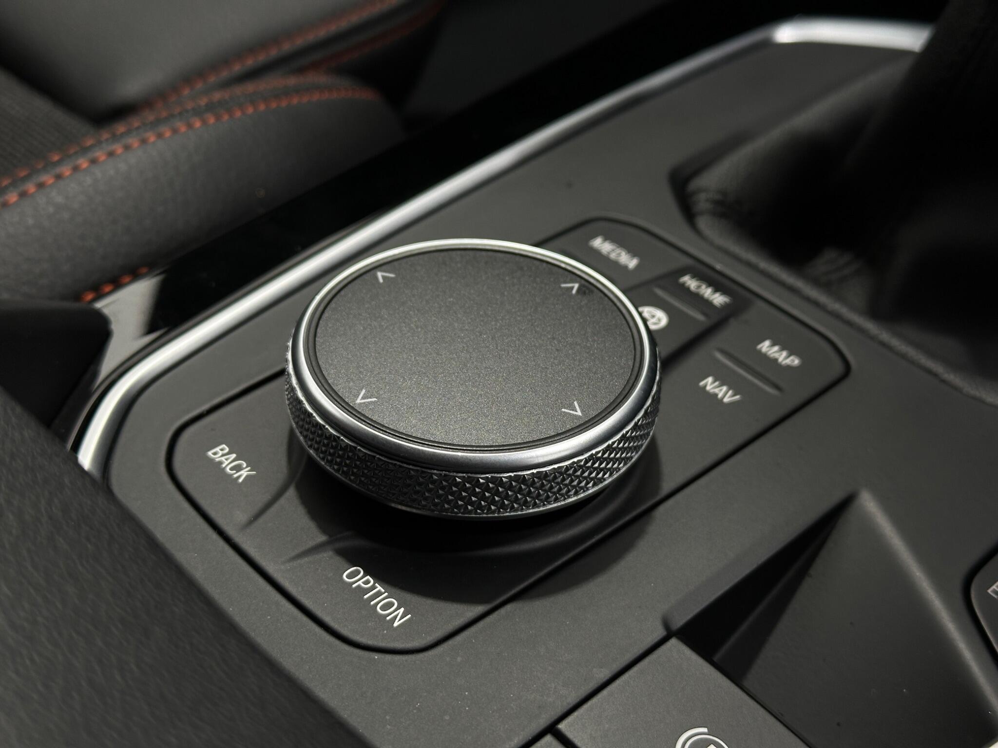 BMW 1 Series view 21