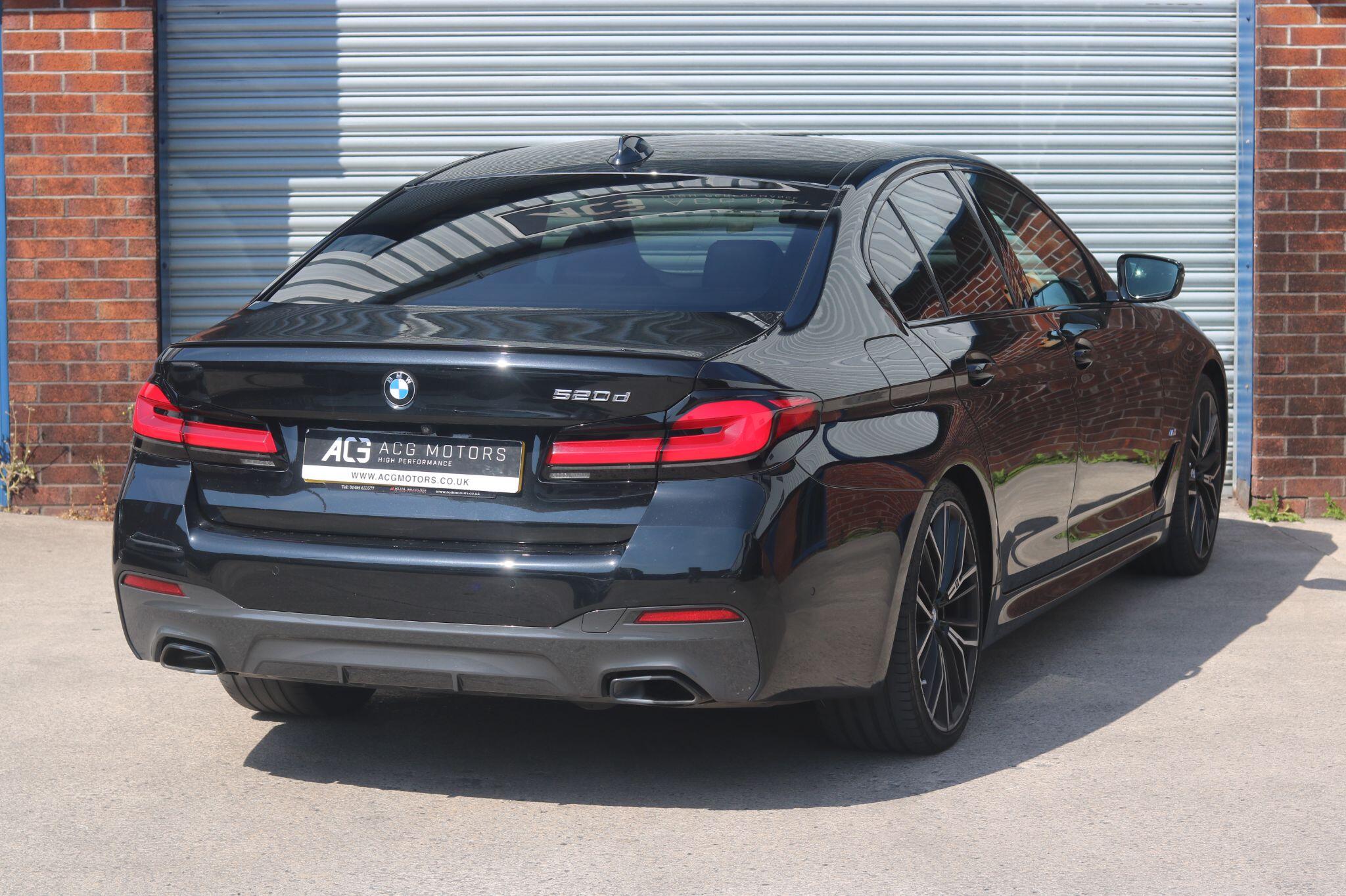BMW 5 Series view 5