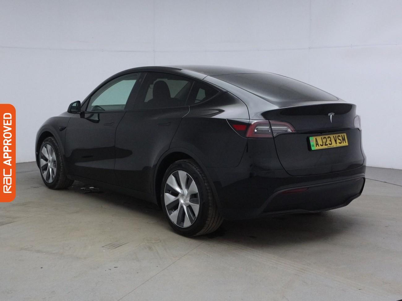 Tesla Model Y view 5