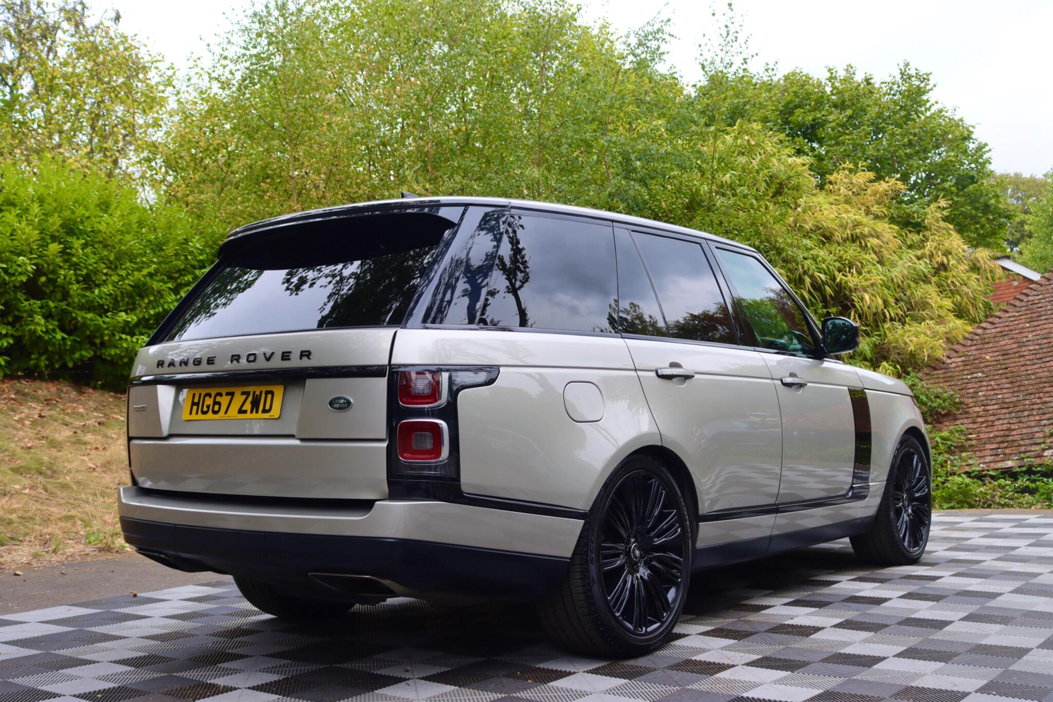 Land Rover Range Rover view 30