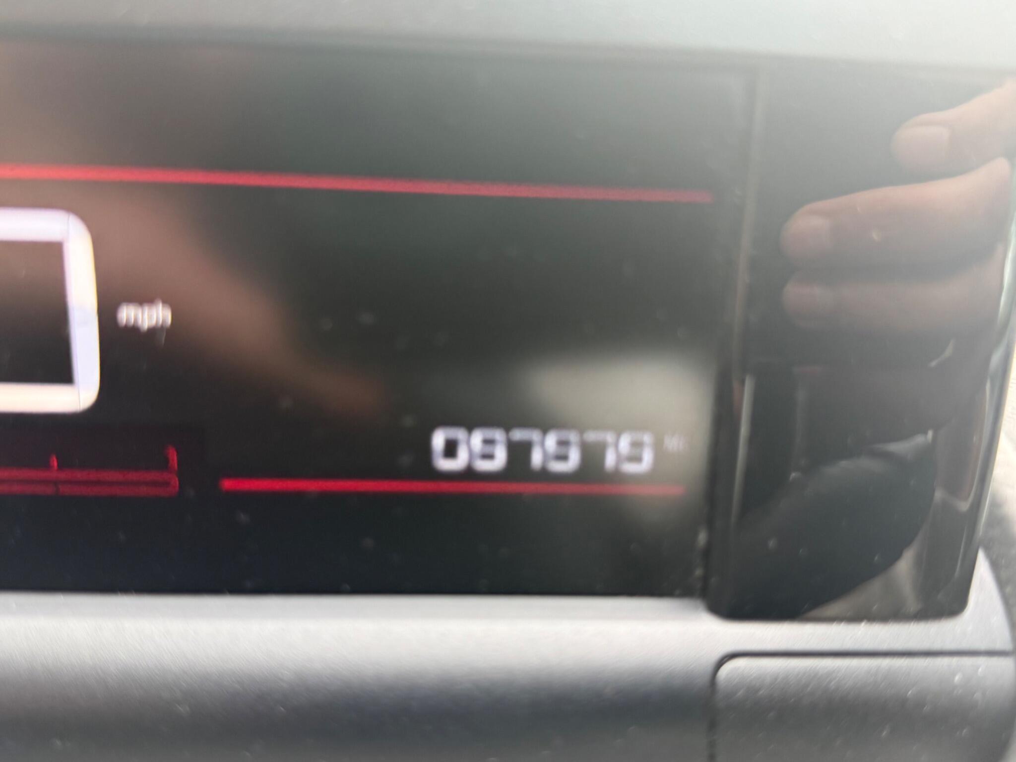 Citroen C4 Cactus view 90