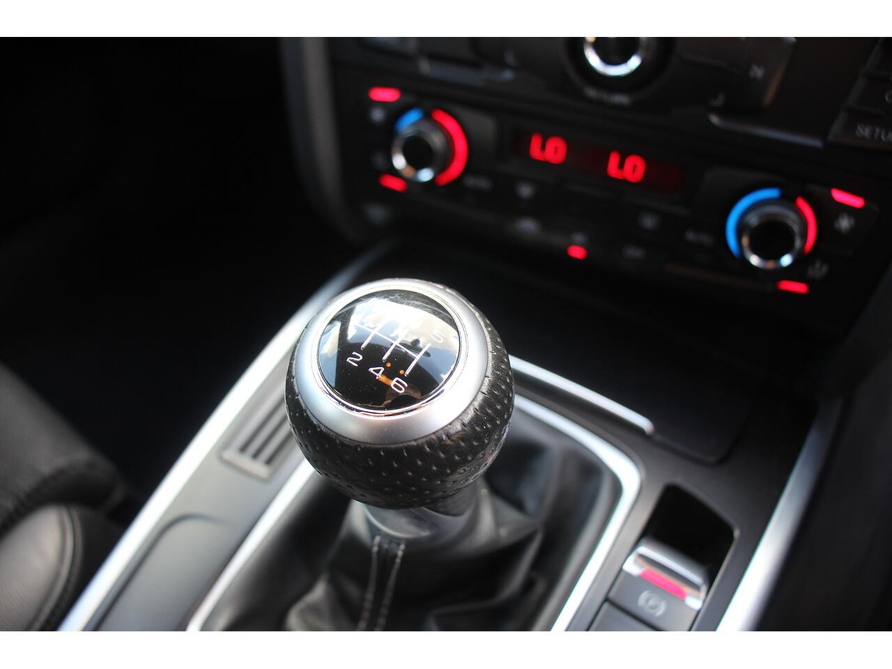 Audi A4 view 21