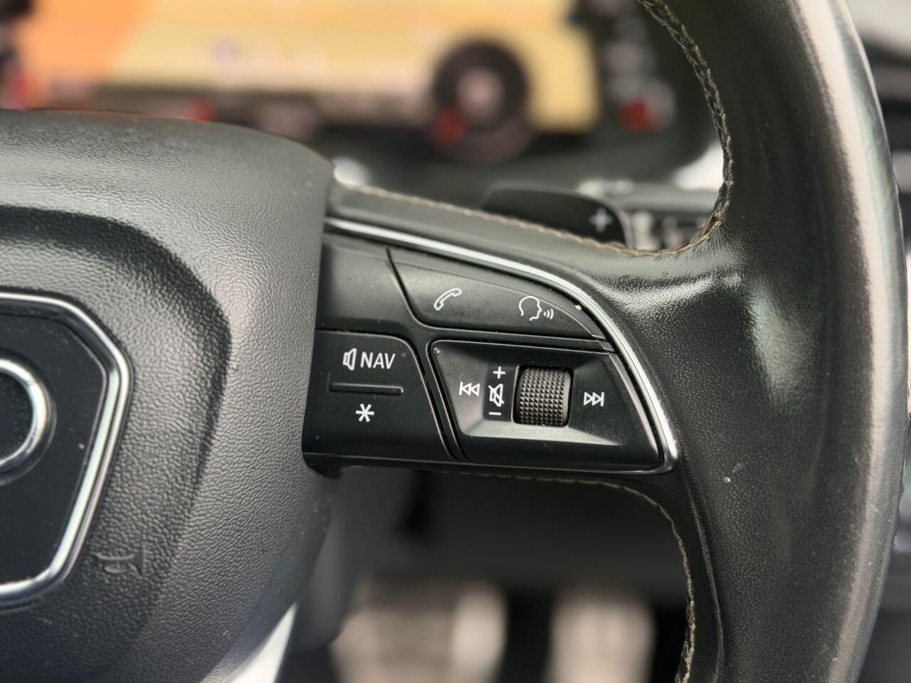 Audi SQ7 view 27