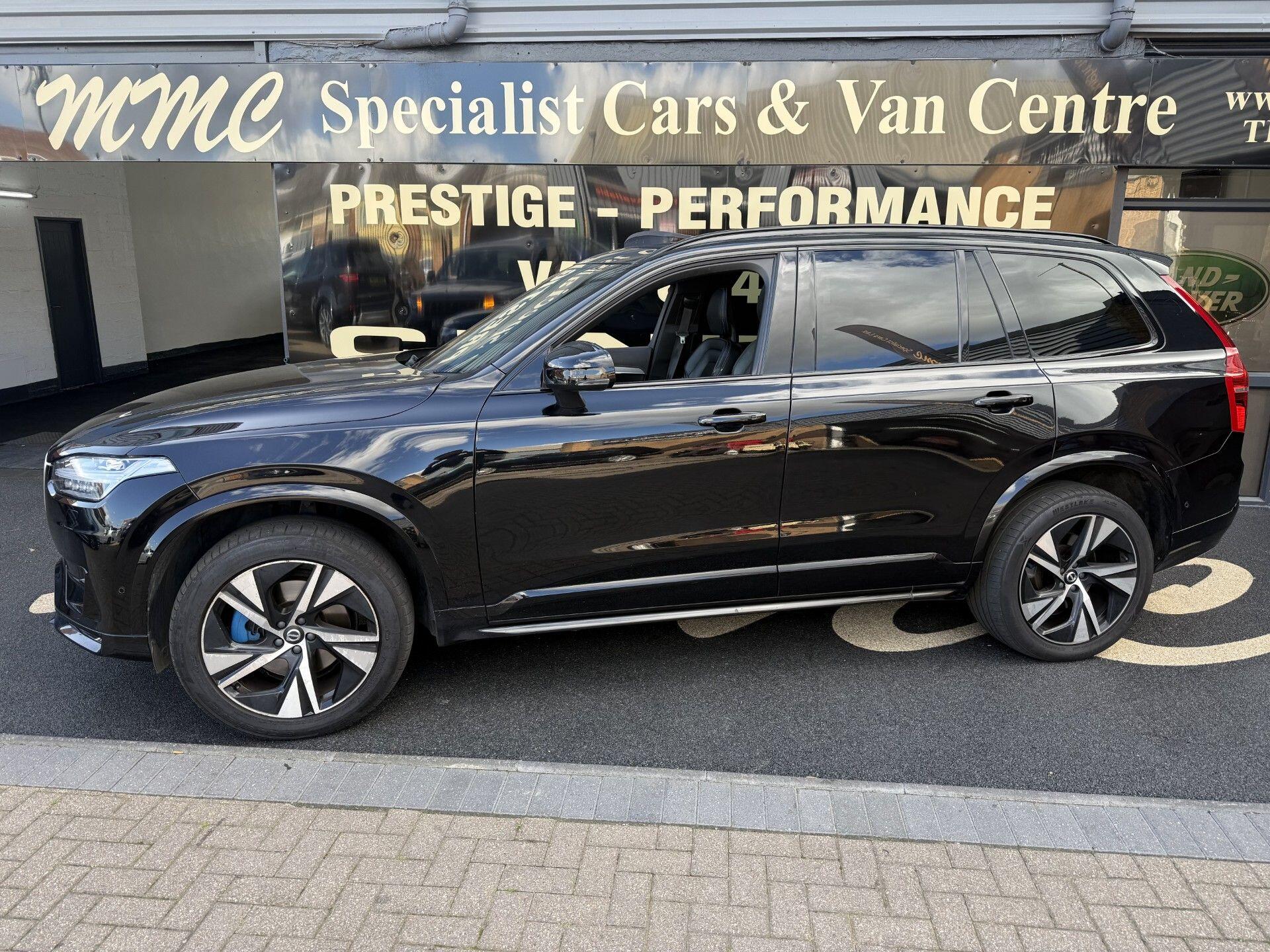 Volvo XC90 view 5