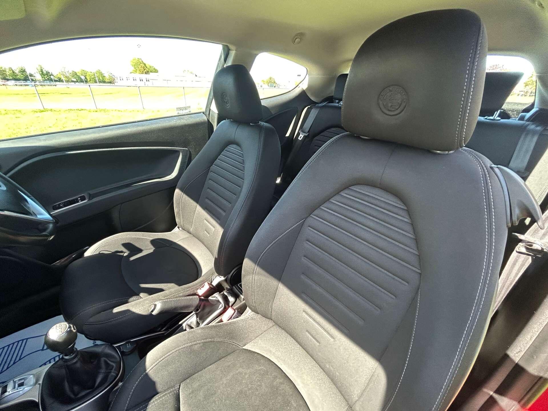 Alfa Romeo Mito view 26