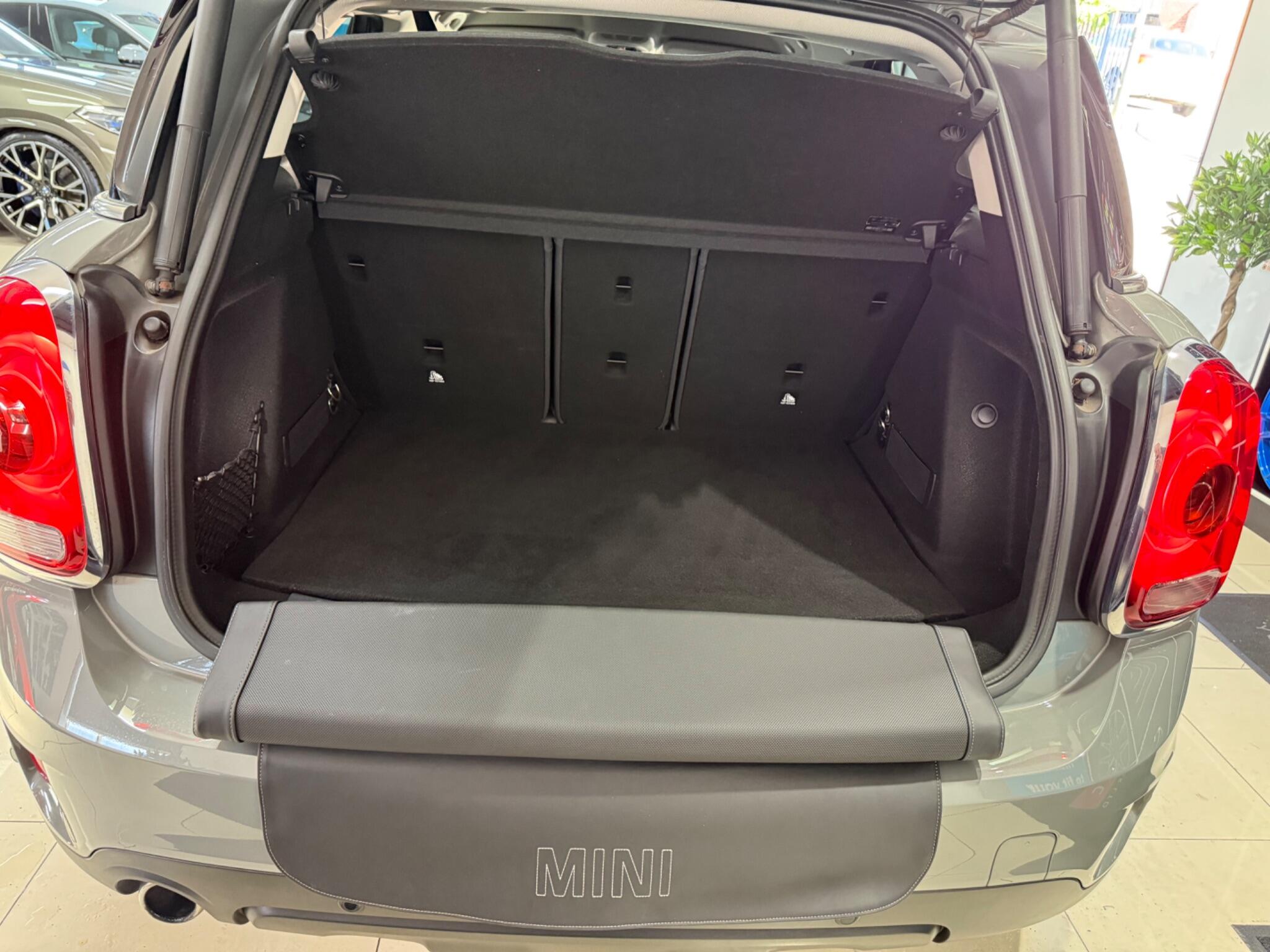 MINI Countryman view 35