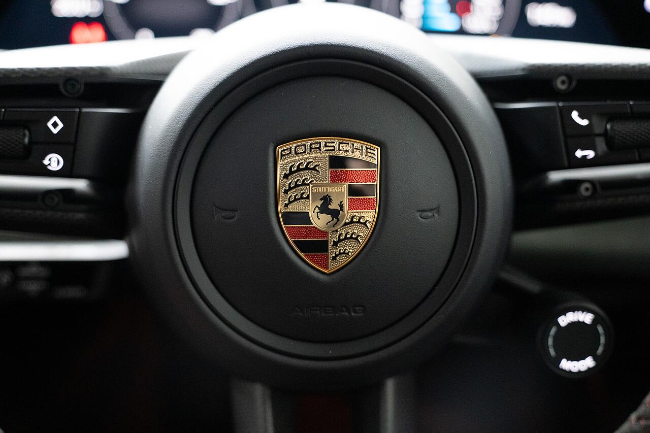 Porsche Taycan view 11