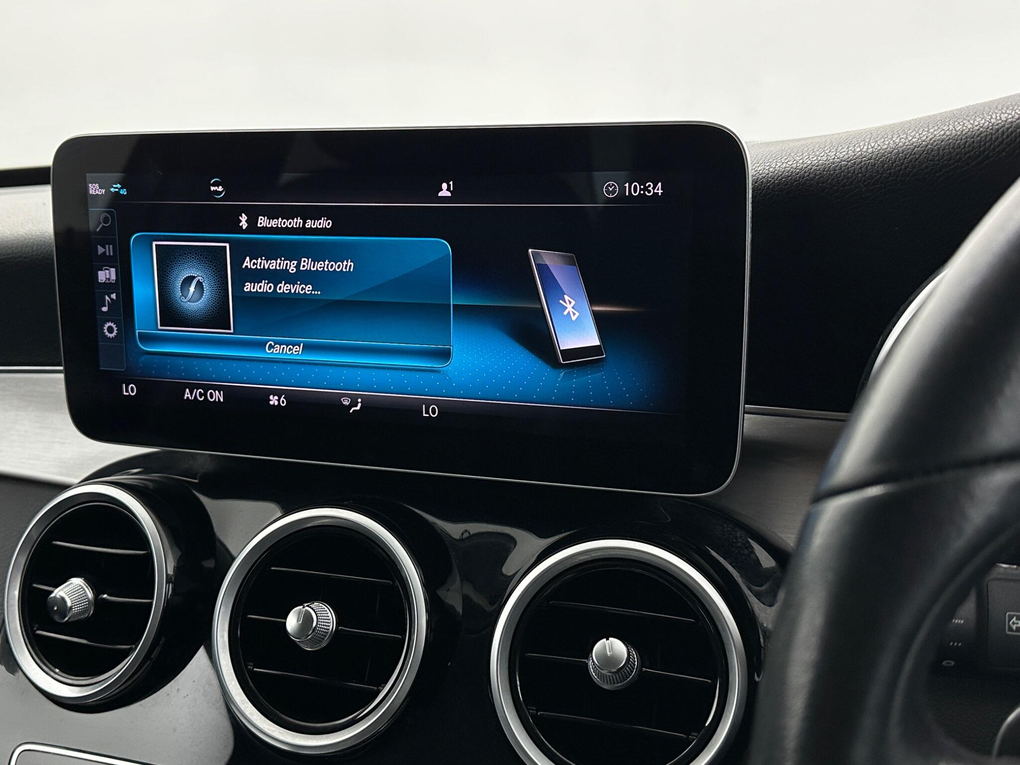 Mercedes-Benz C-Class view 26