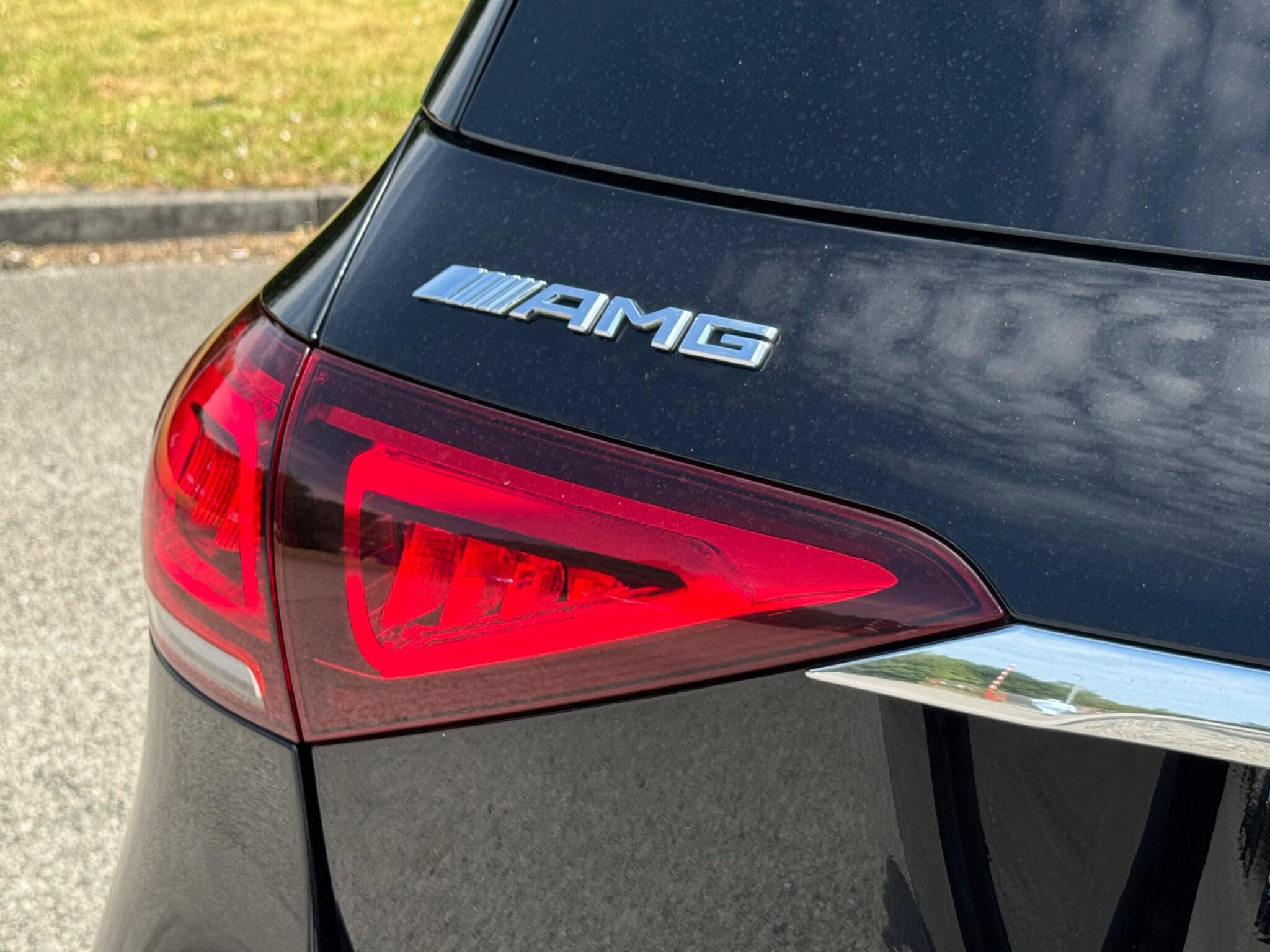 Mercedes-Benz Gle view 52