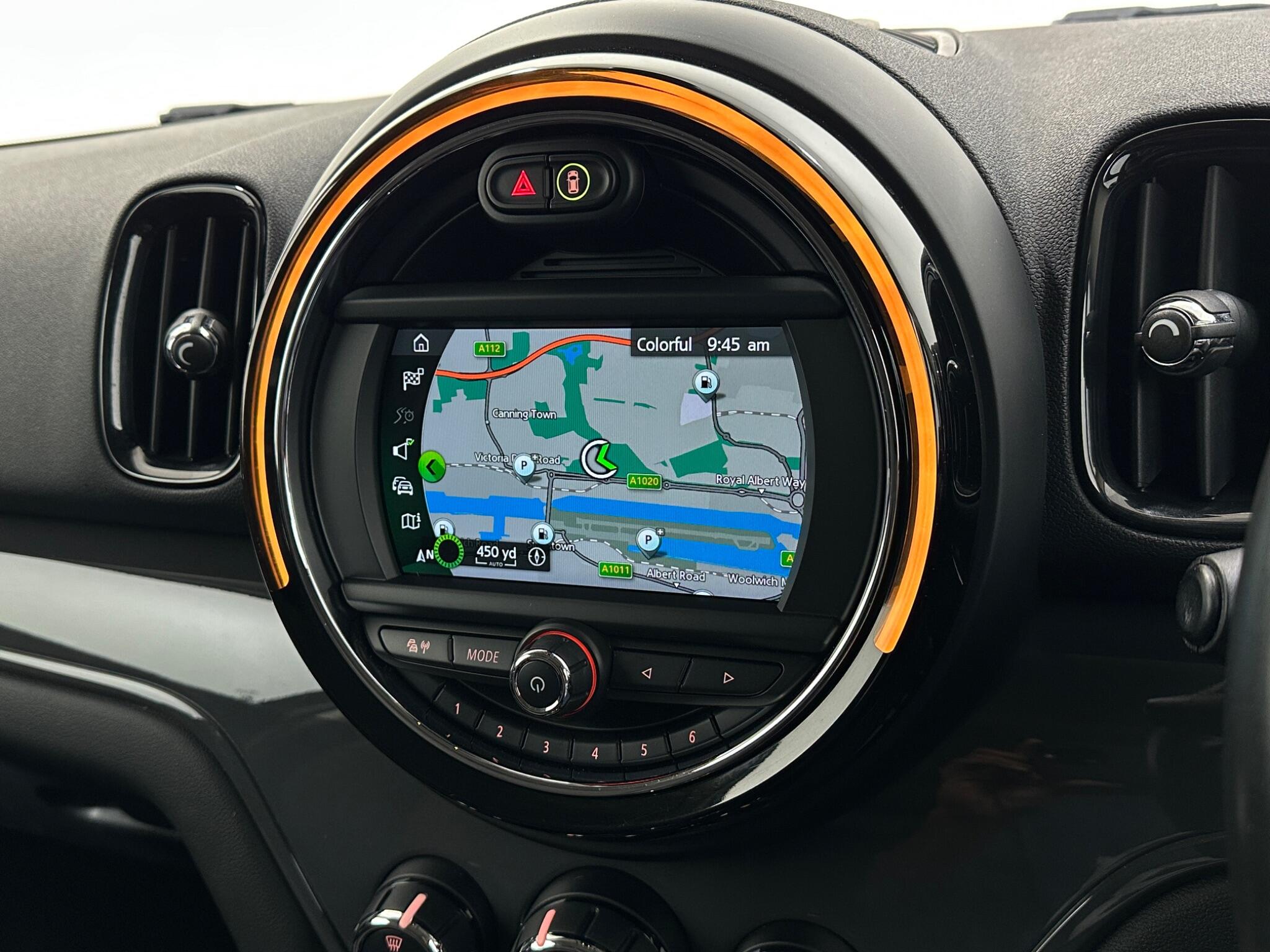 Mini Countryman view 24