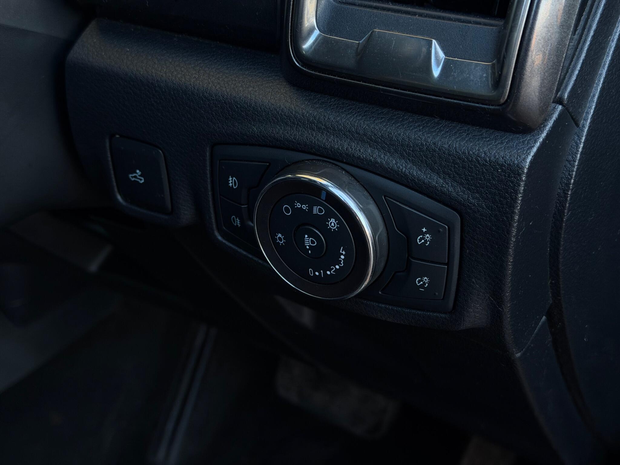 Ford Ranger view 27