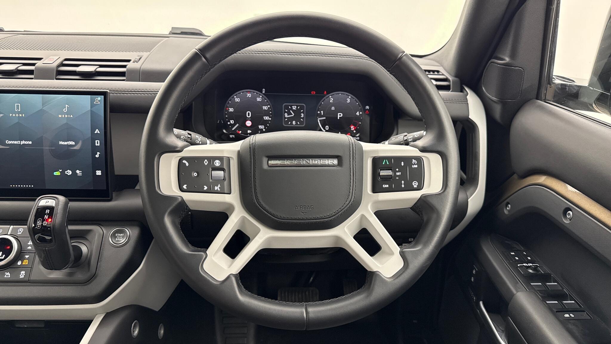 Land Rover Defender view 15
