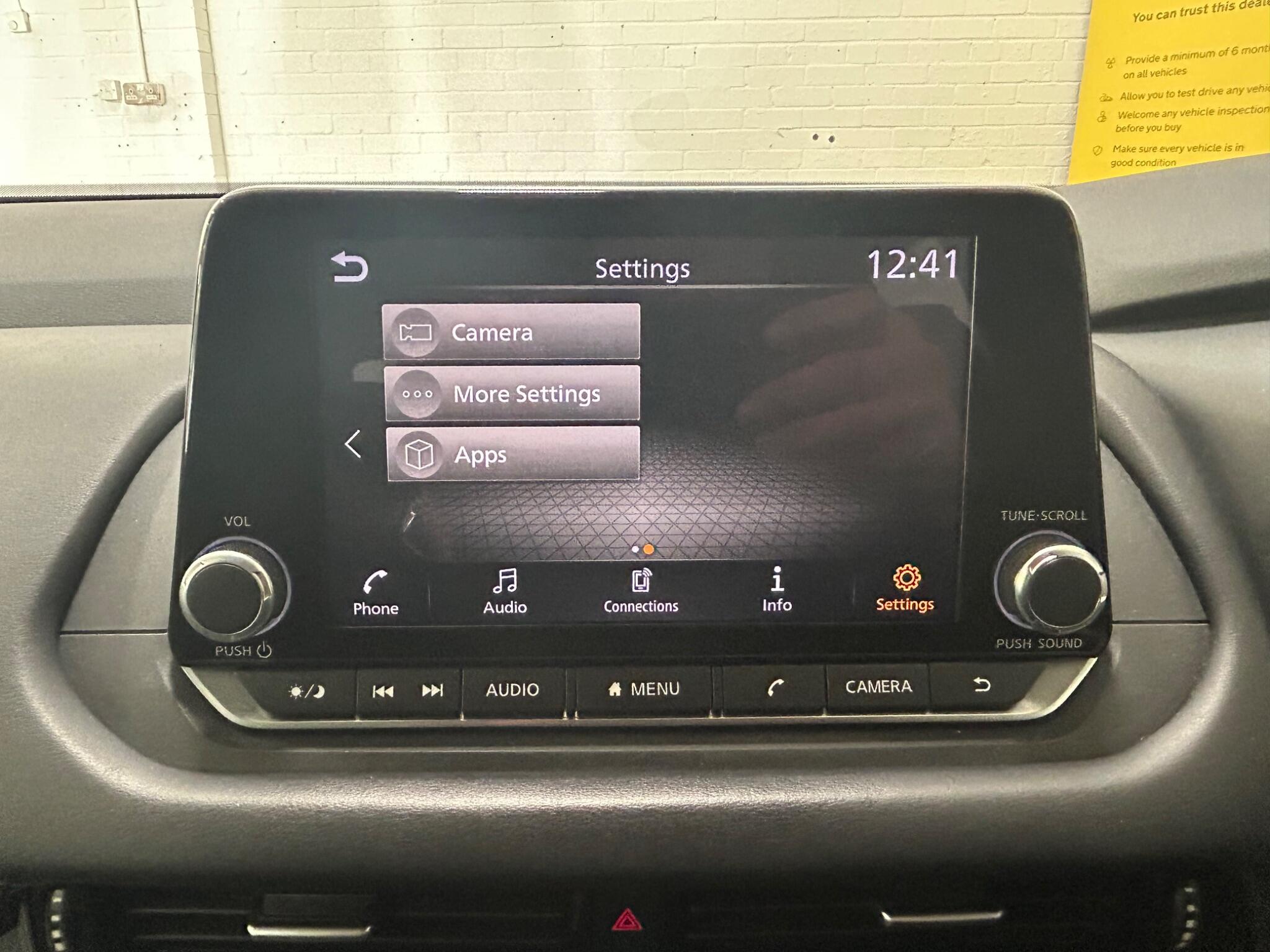 2021 Nissan Qashqai 1.3 DIG-T MHEV Acenta Premium Euro 6 (s/s) 5dr • 21,764 miles image 34