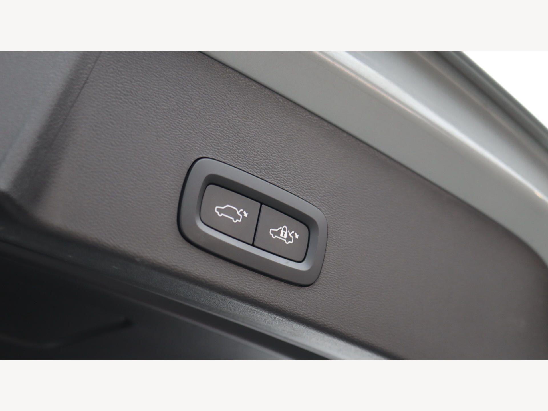 Volvo XC40 view 31