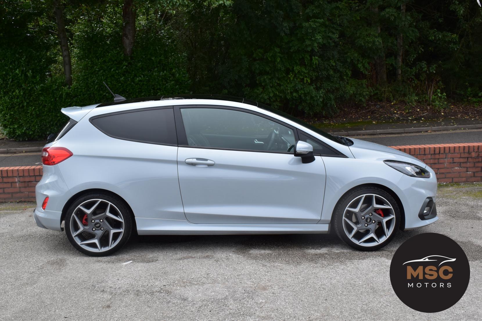 Ford Fiesta view 21