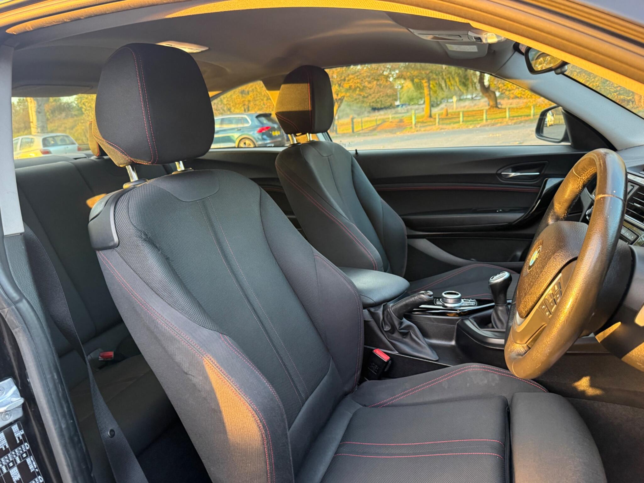 BMW 2 Series view 26