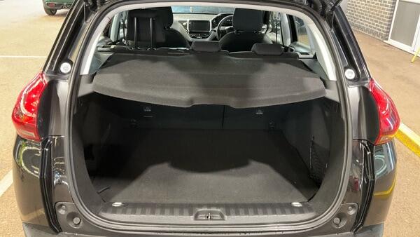 Peugeot 2008 view 13